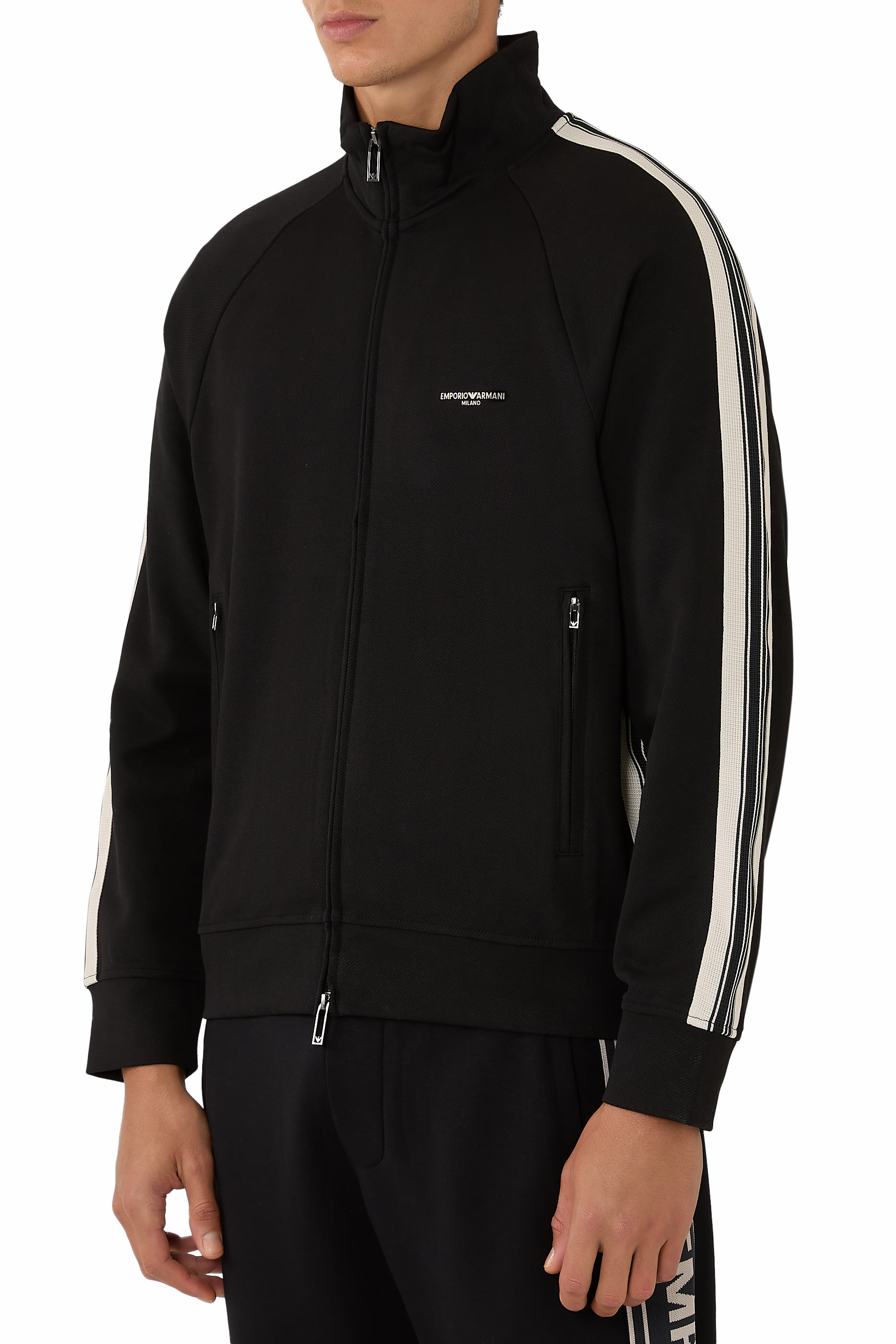 سويت شيرت بسحاب وشعار الماركة