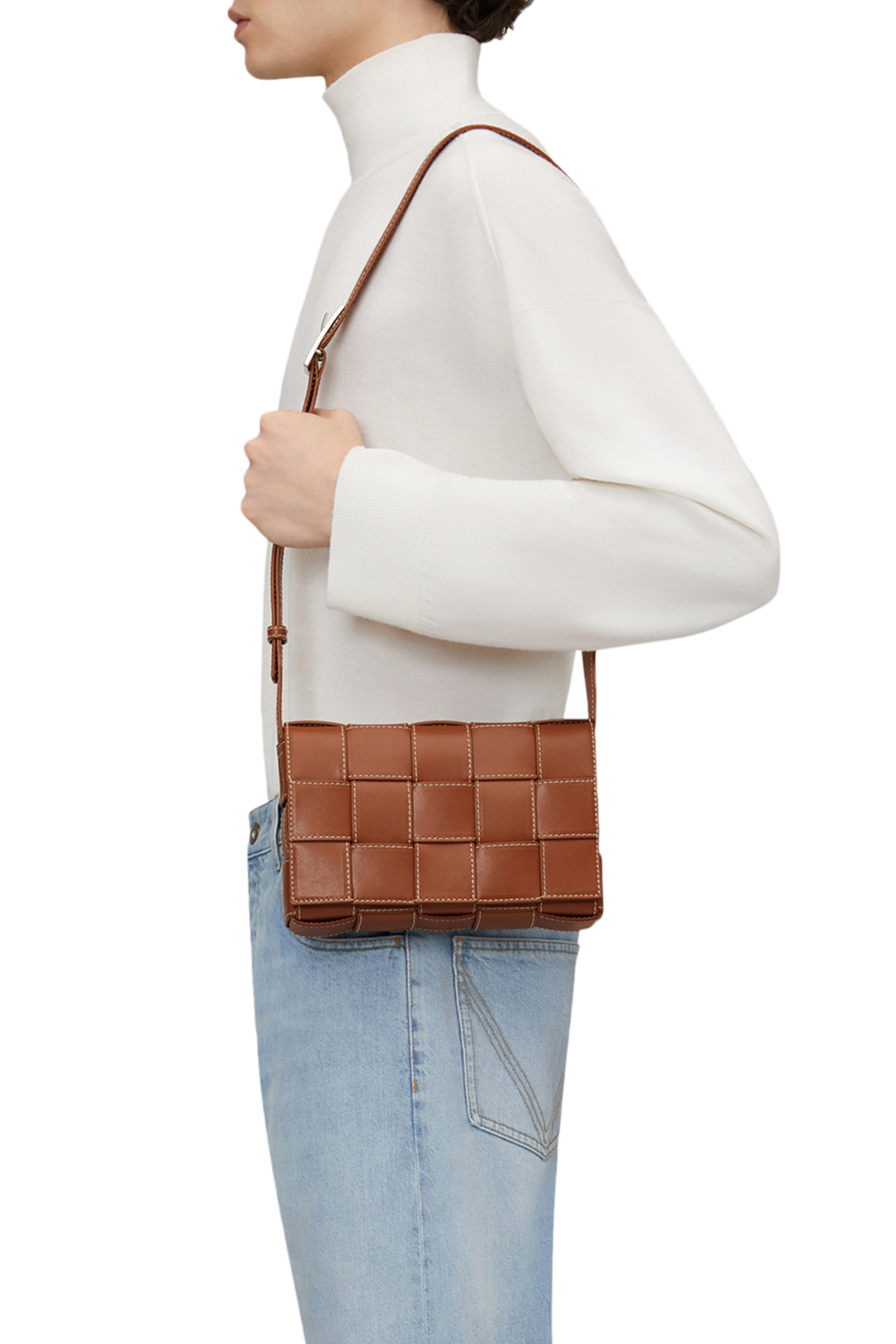 حقيبة كروس كاسيت