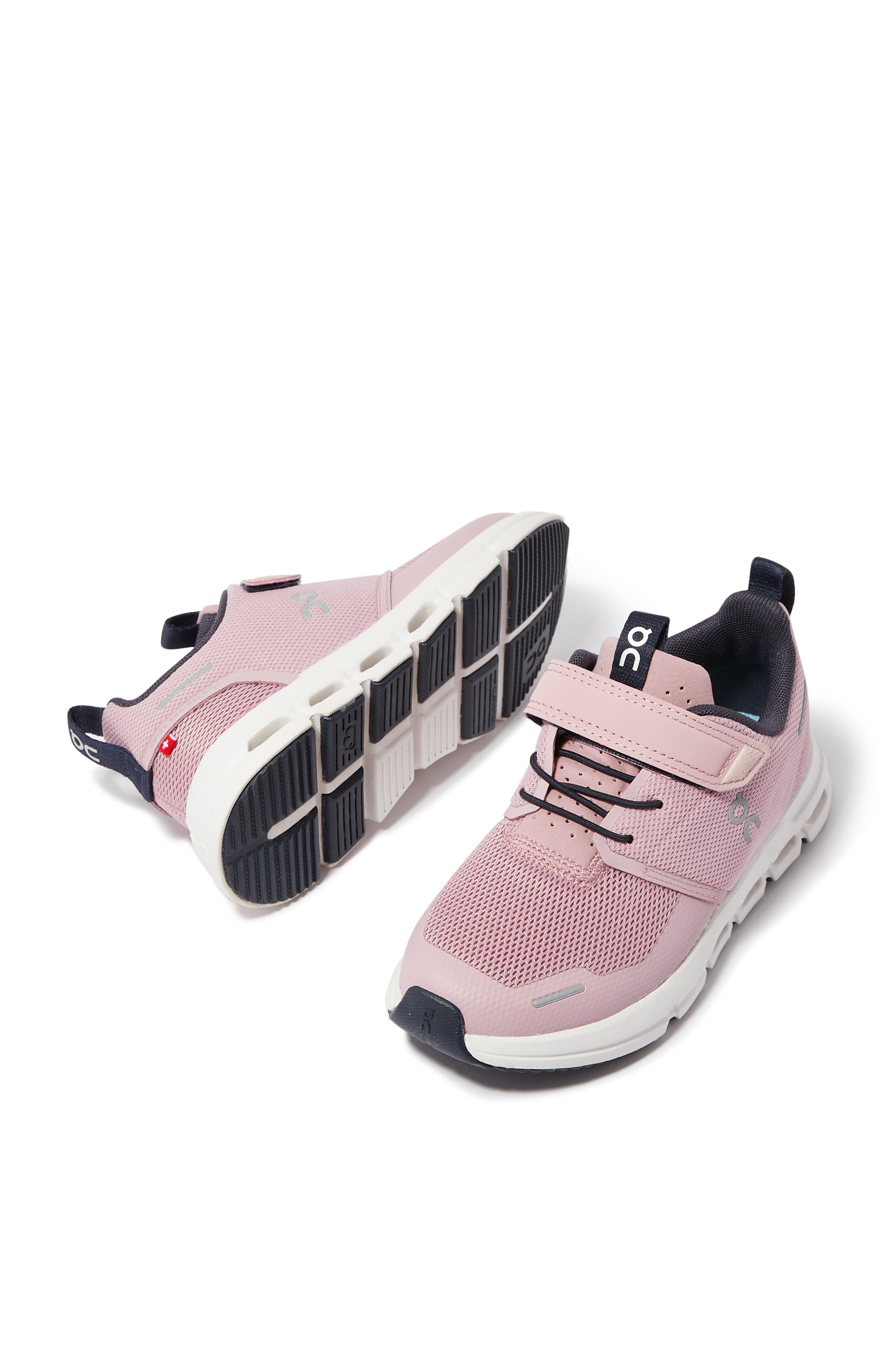 سنيكرز كلاودي بلاي للأطفال