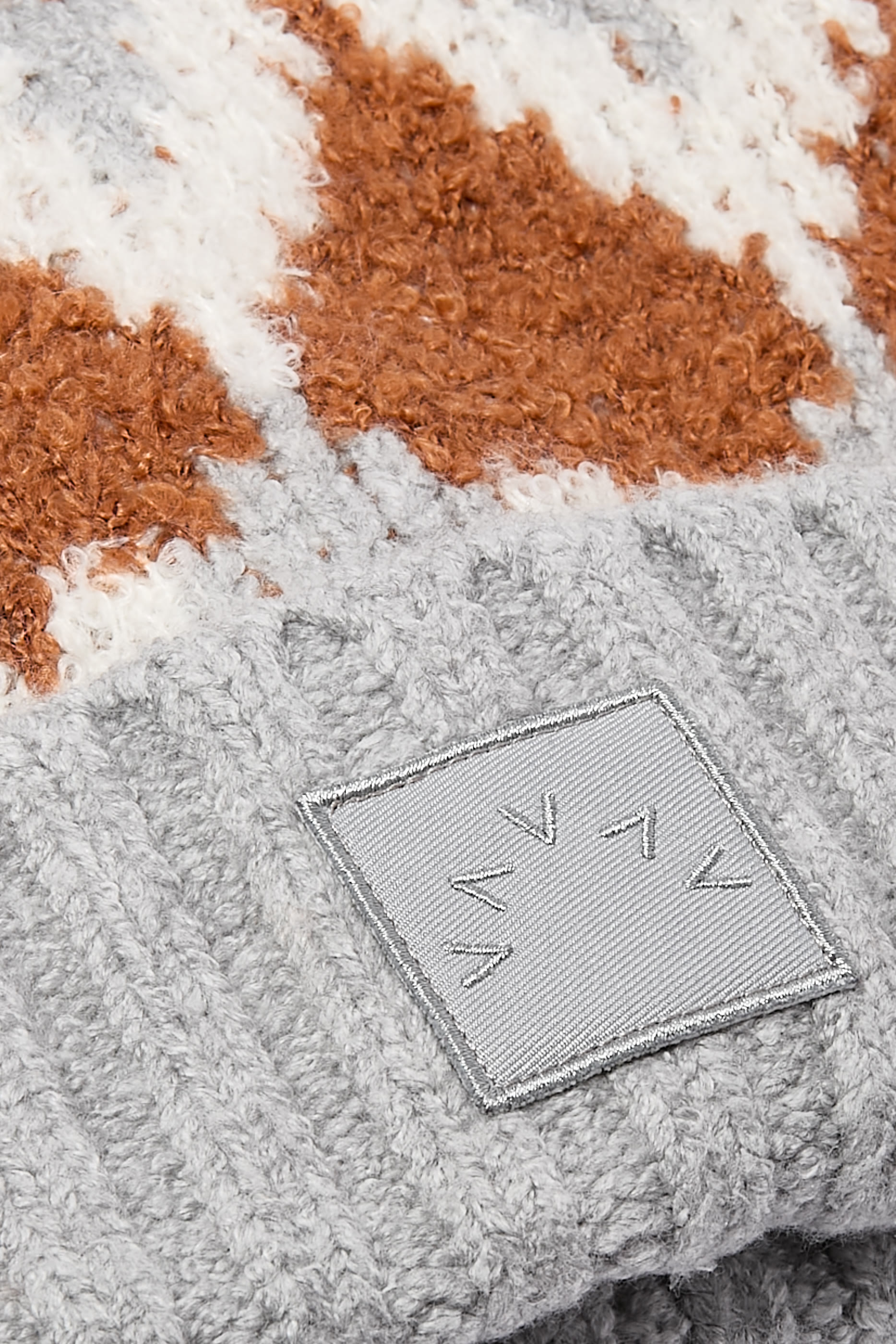 قبعة بيني هونور جاكار منسوج