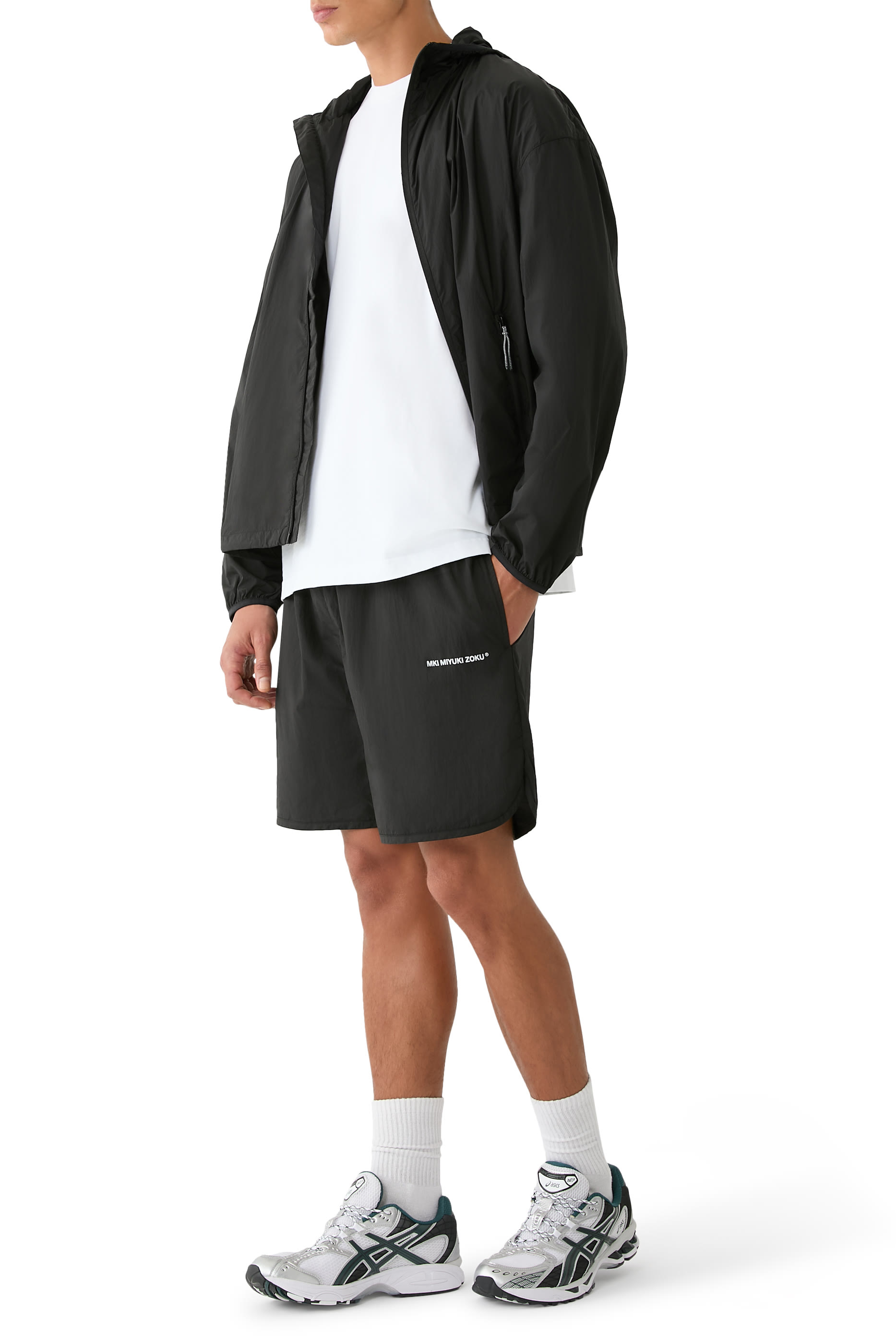 شورت رياضي نايلون مجعد