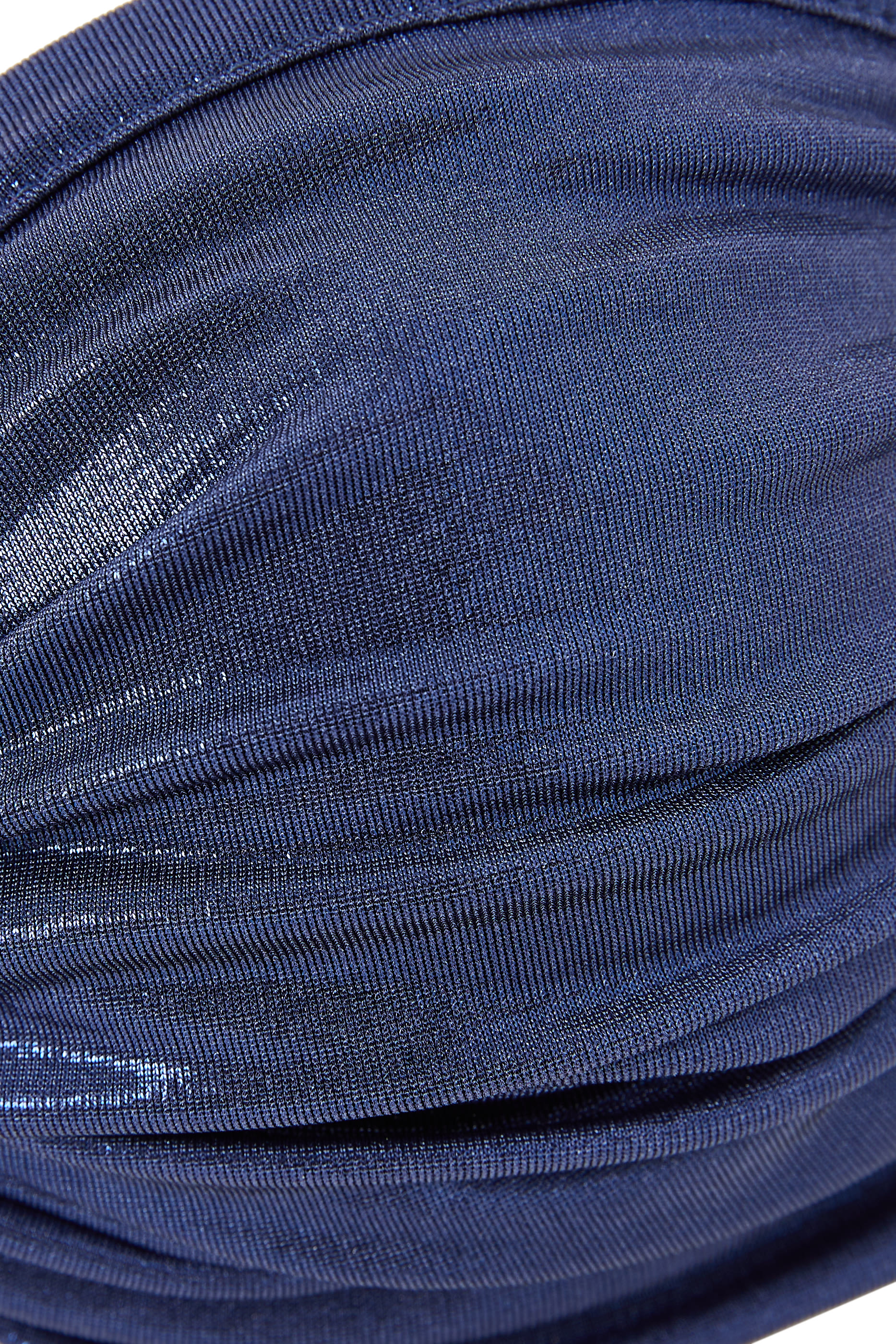 قطعة بيكيني علوية بيل