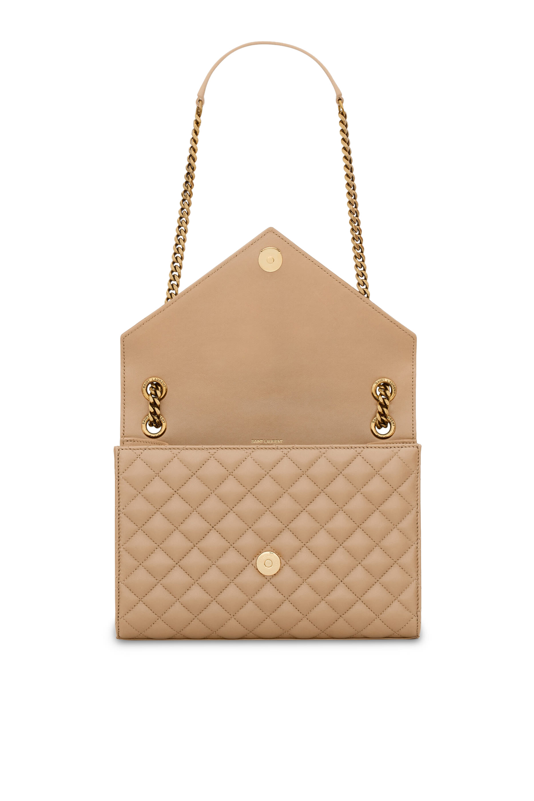 حقيبة متوسطة بتصميم ظرف بحمالة سلسلة