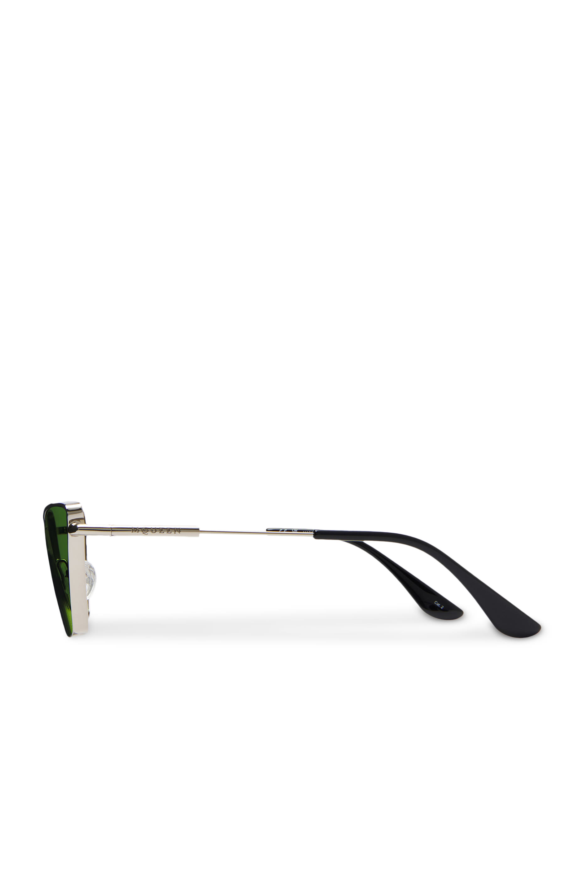 نظارة شمسية بإطار عين القطة