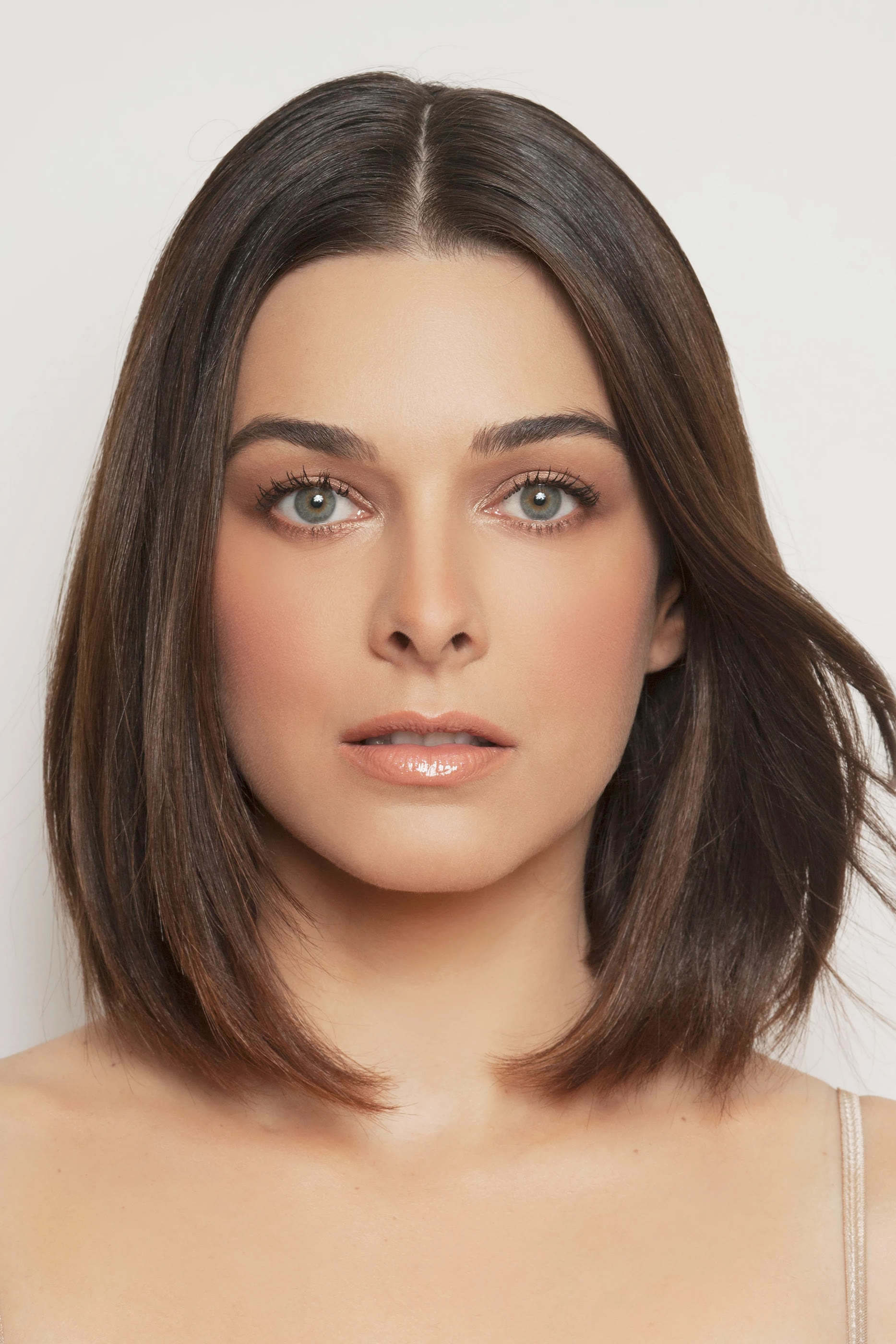 لوحة مصححة للون البشرة كوركت اند بيرفكت اول ان وان