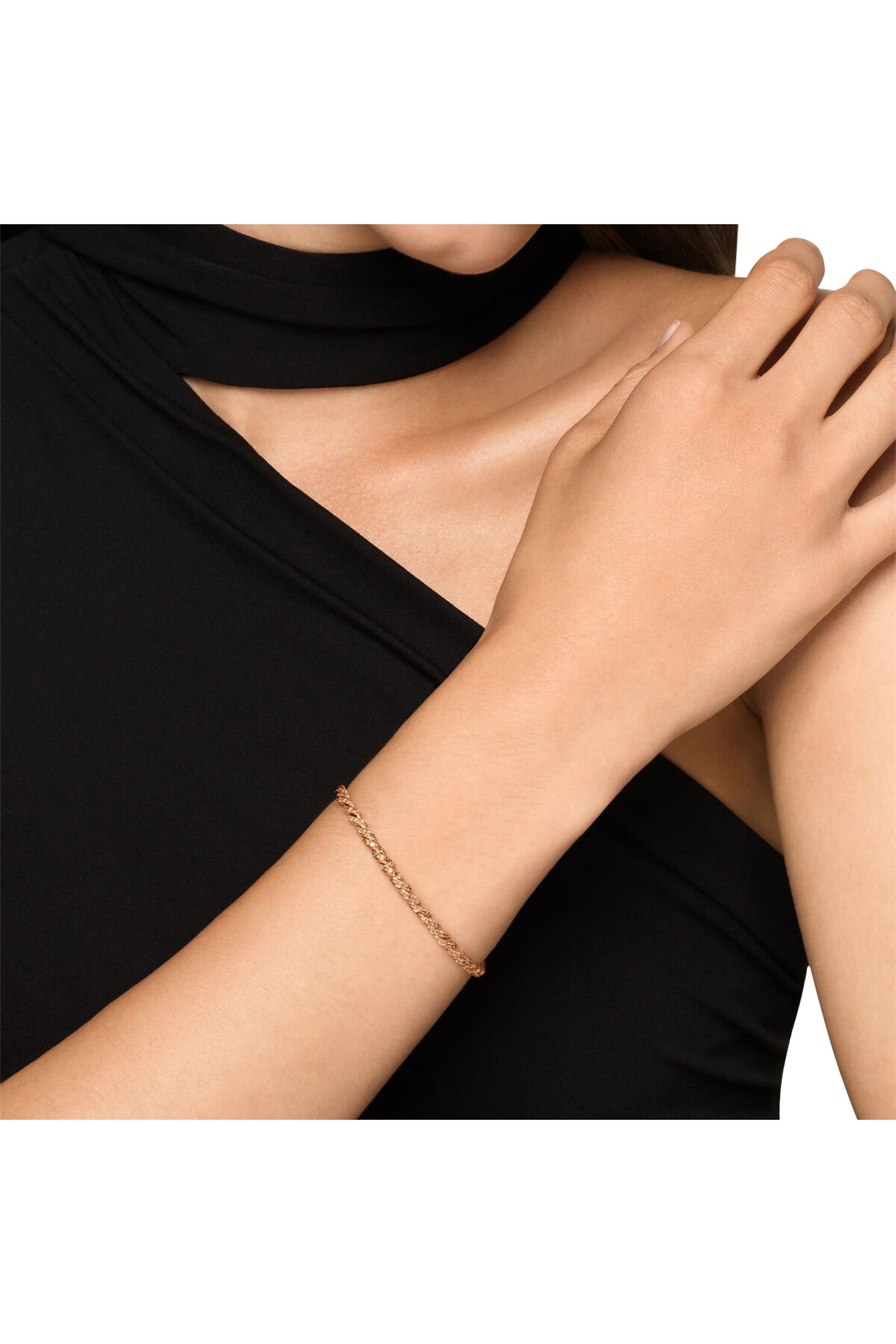 سوار كابل فلكس سكلبتد مرصع بماس، ذهب وردي عيار 18