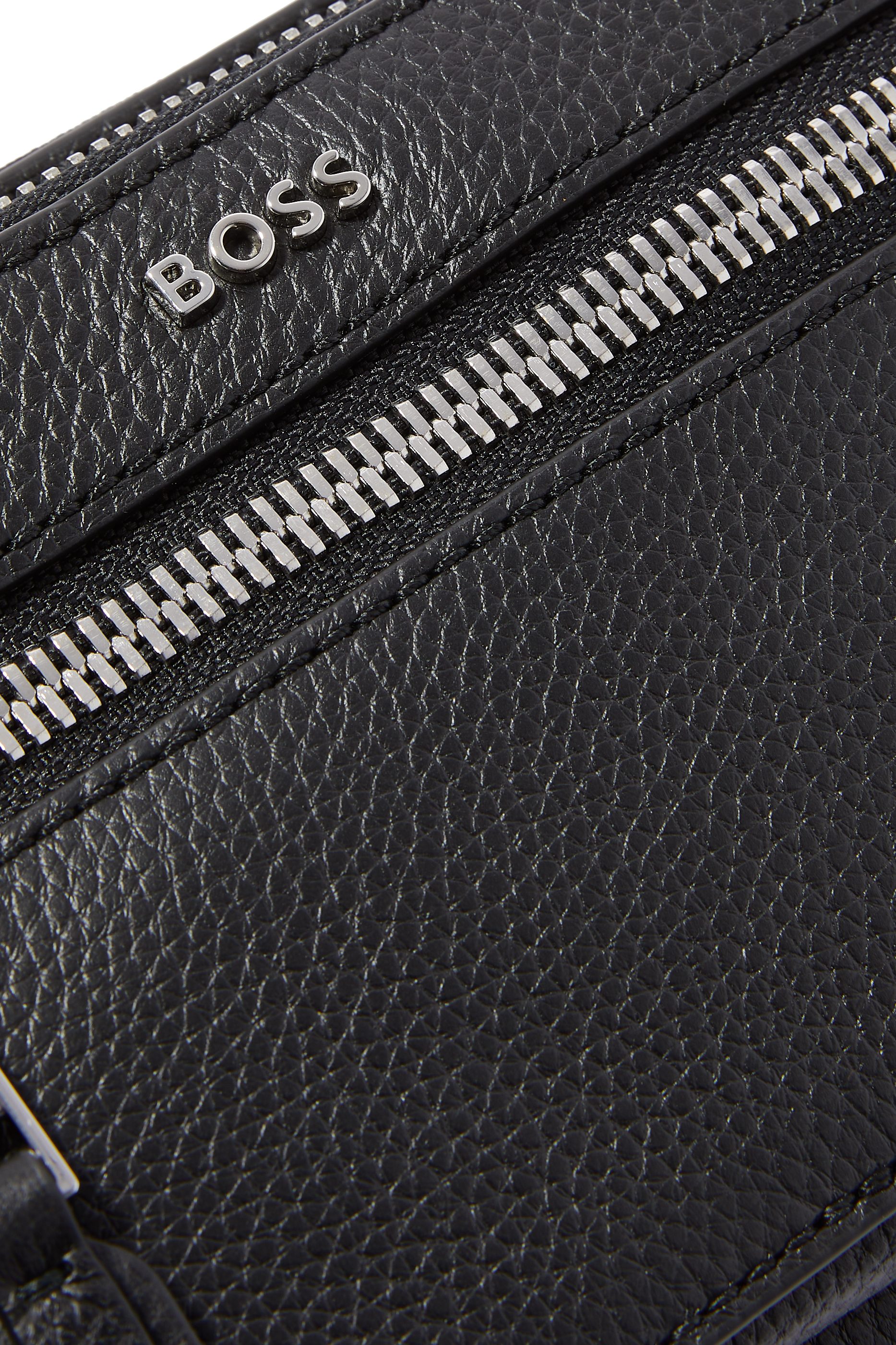 حقيبة مستندات منتظمة