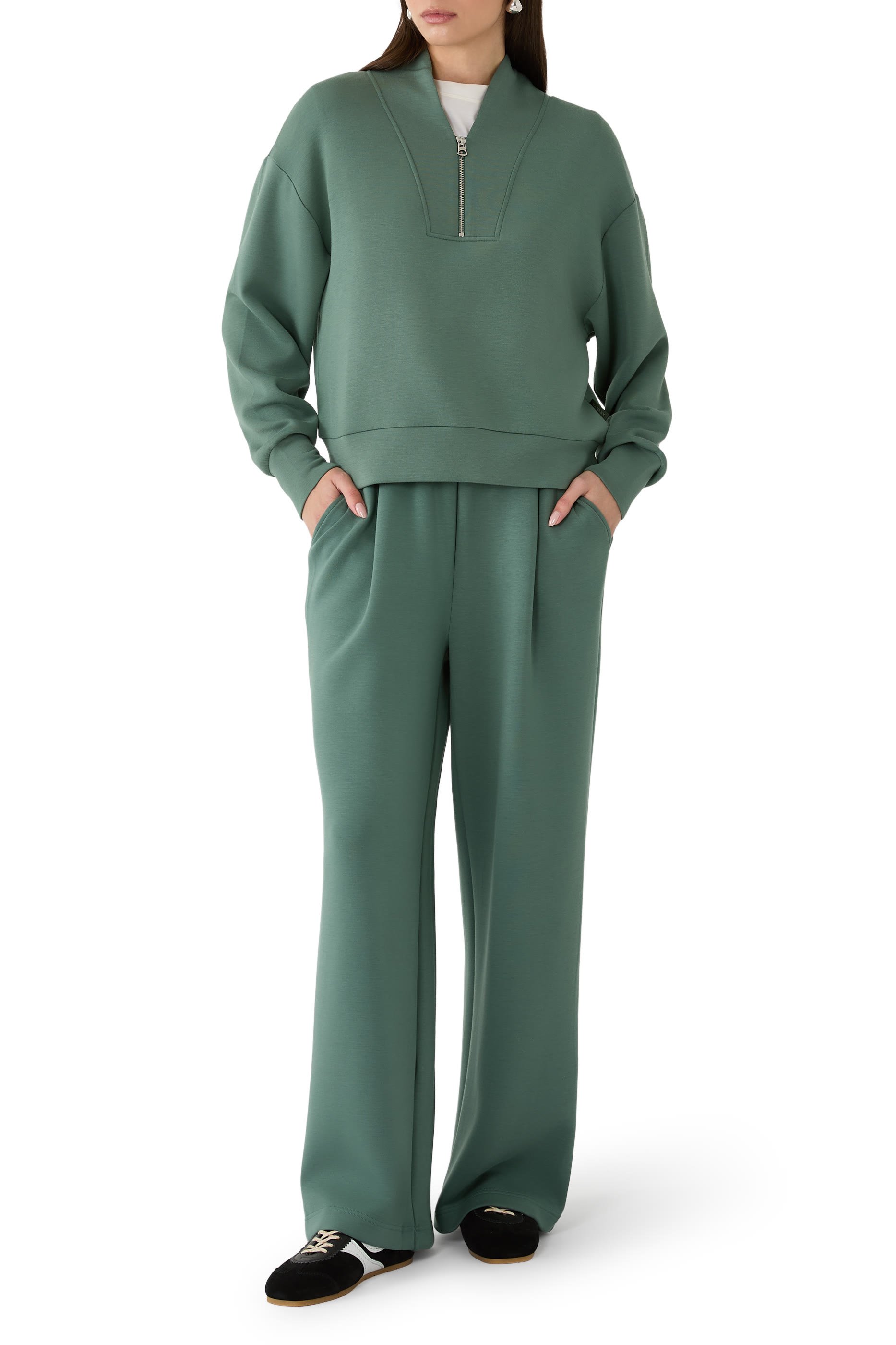 بنطال بقصة ساق واسعة جدا 29.5 بوصة