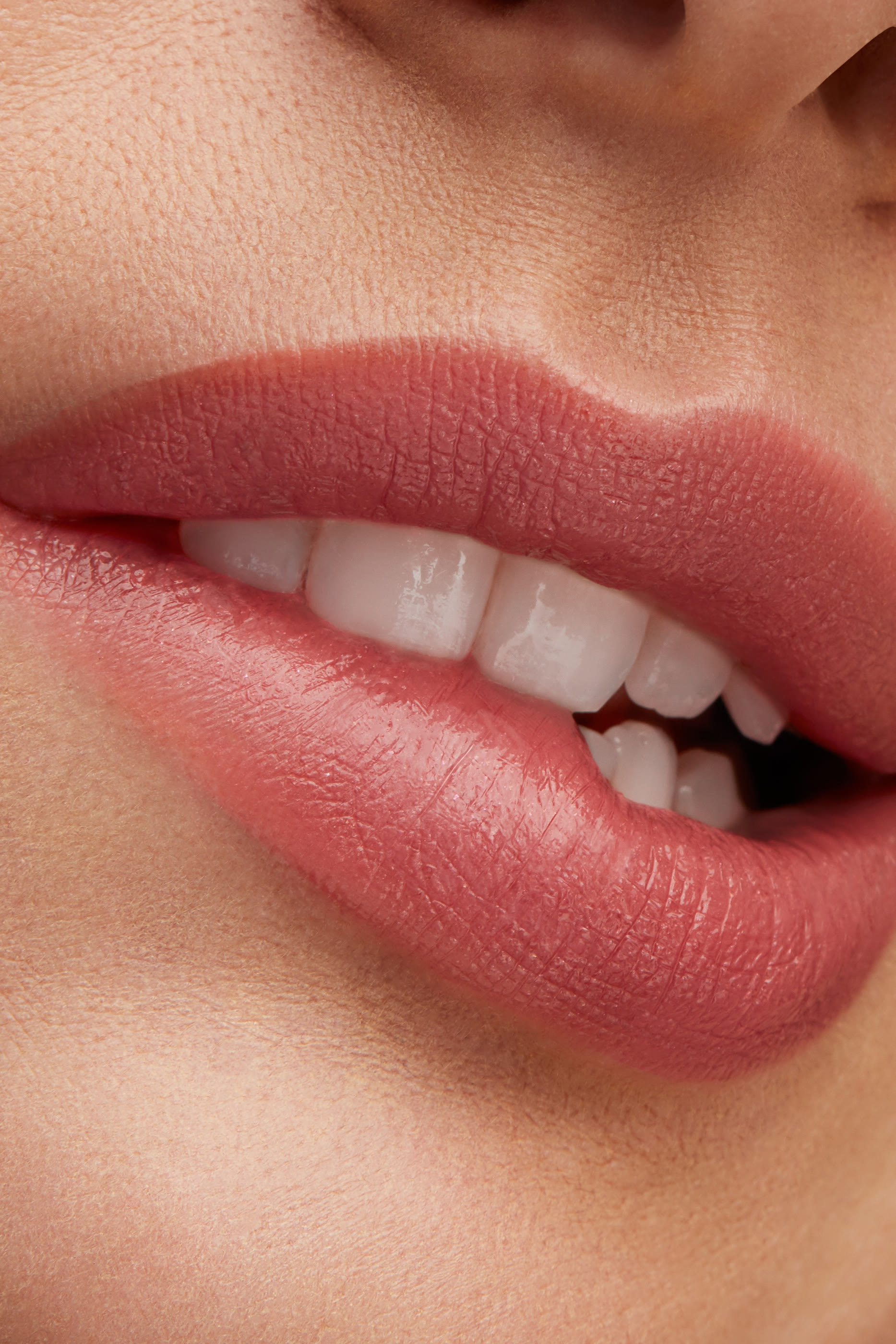 أحمر شفاه لاسترجلاس