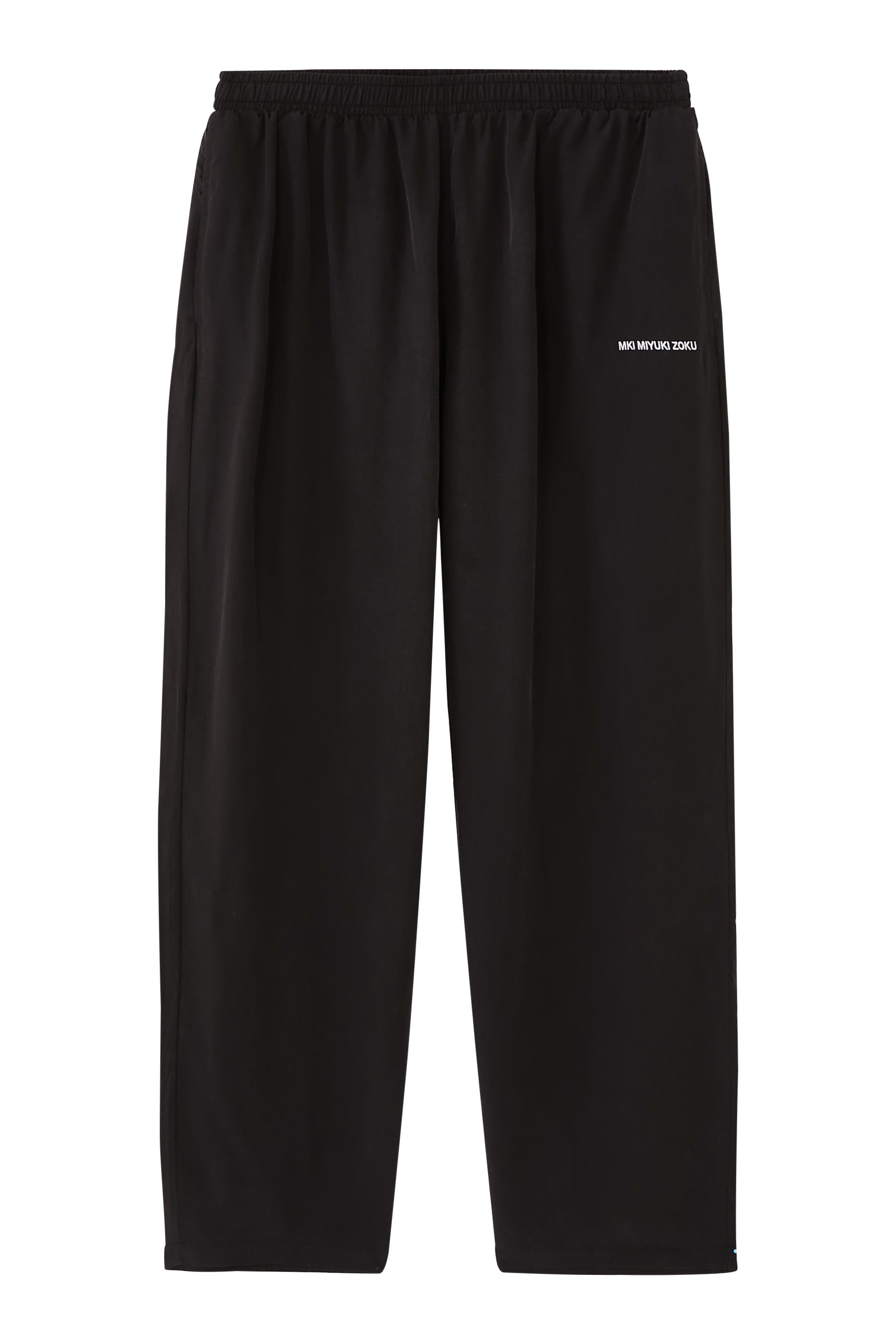 بنطال كوبرو بقصة ساق واسعة ولون باهت