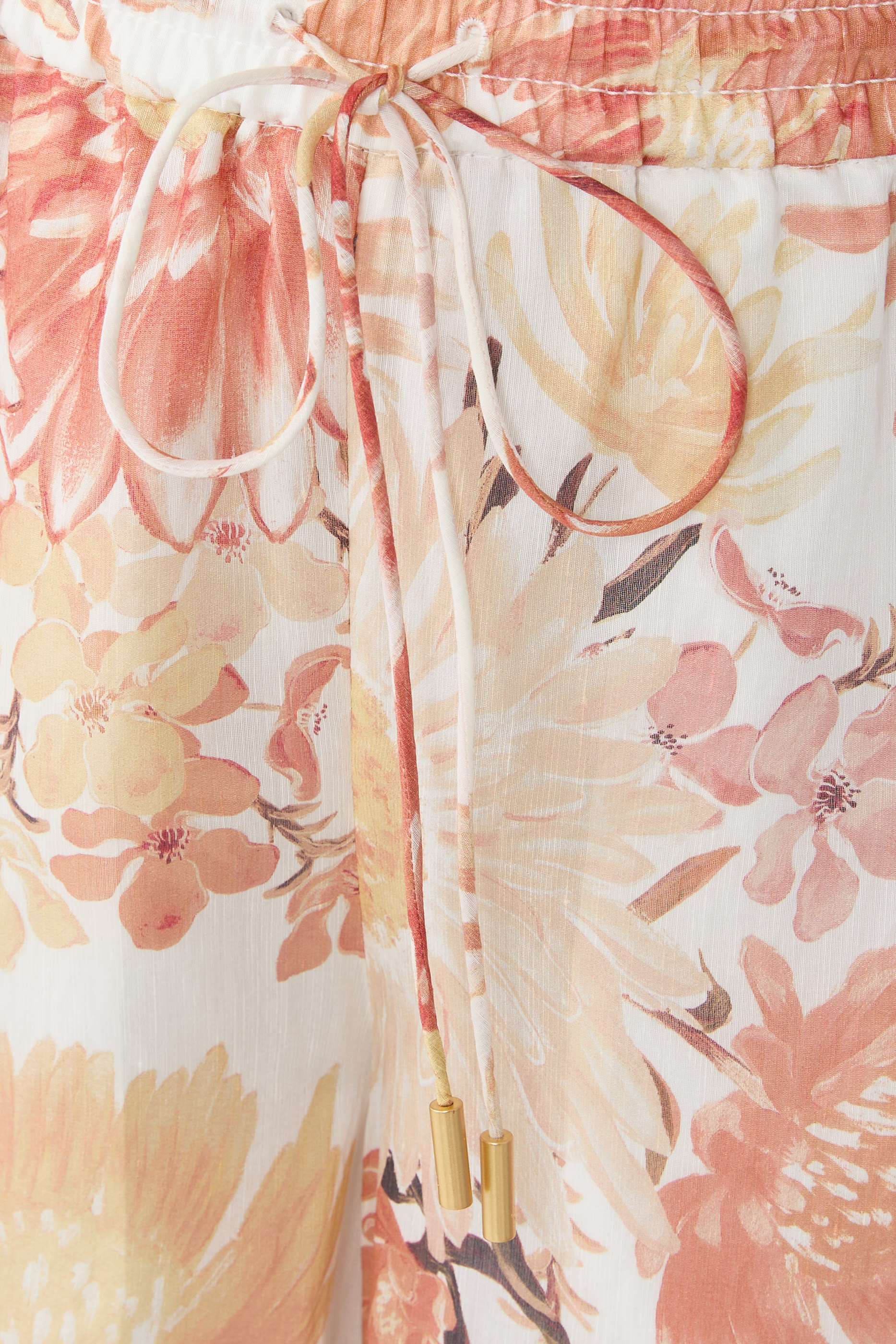 بنطال أدينا