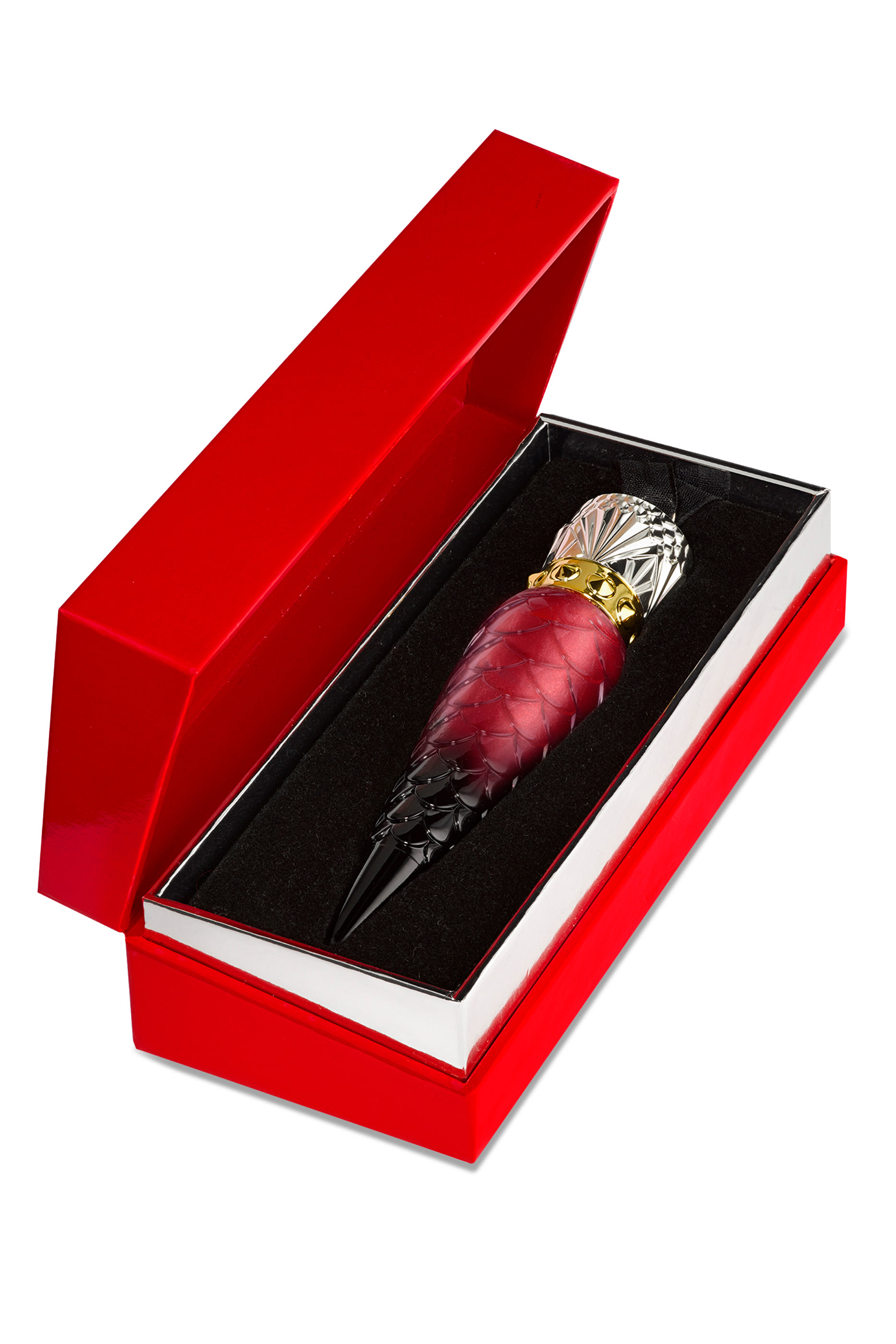 أحمر شفاه يتركيبة سائلة غير لامعة