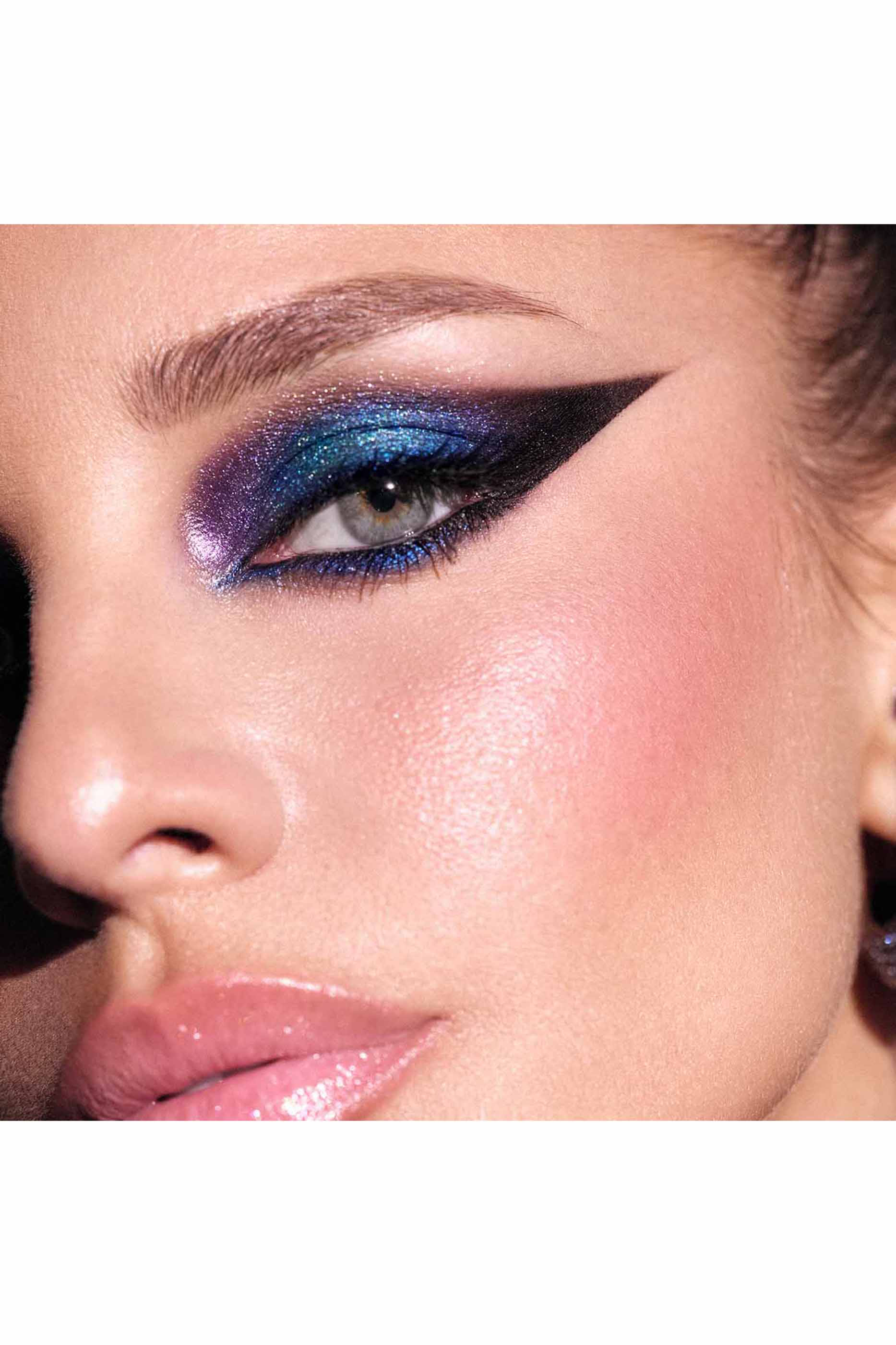 لوحة ظلال عيون بلوم رينيسانس هوت تكستشر