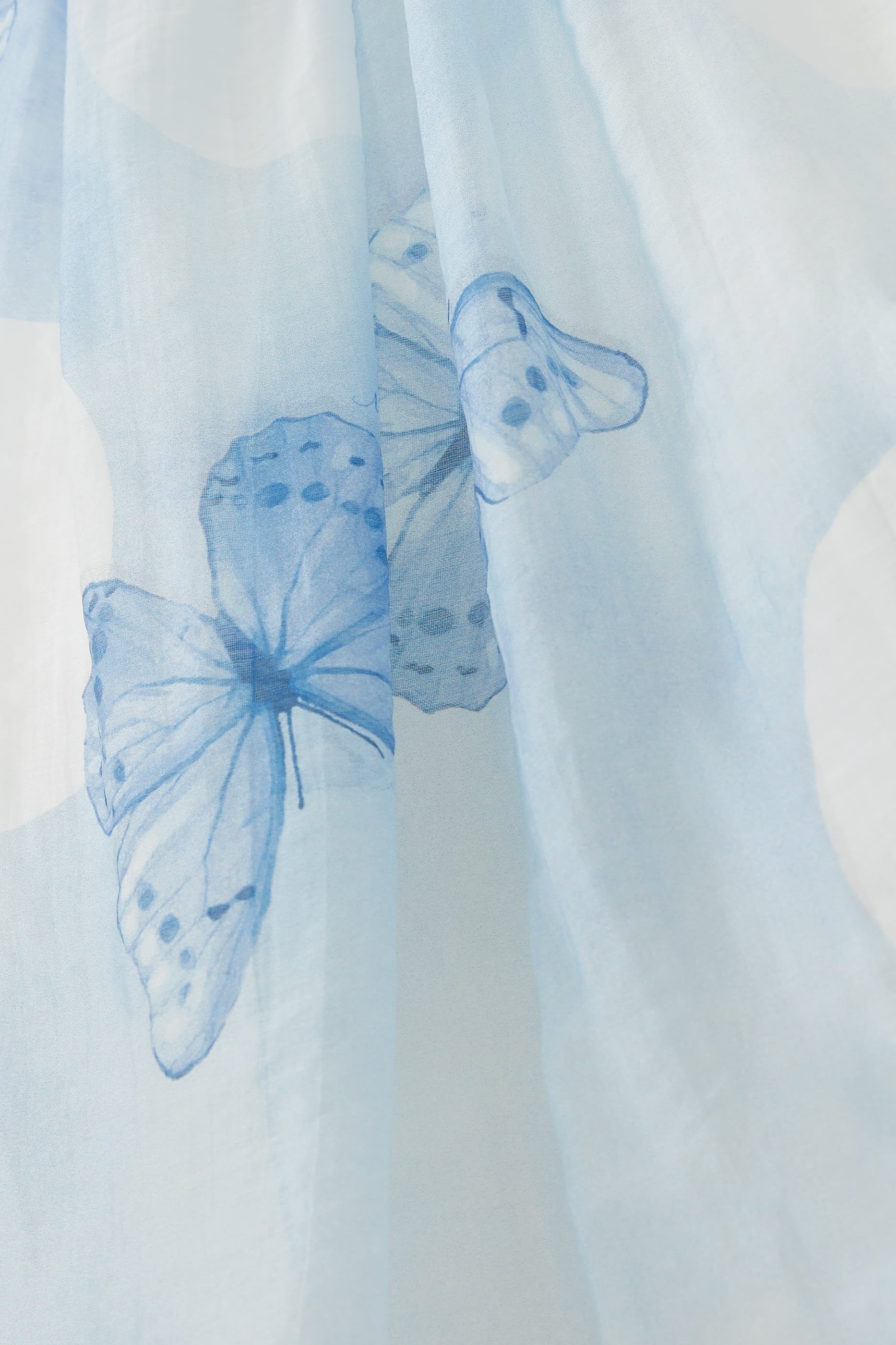 فستان طويل بنقشة فراشات أورجانزا للأطفال