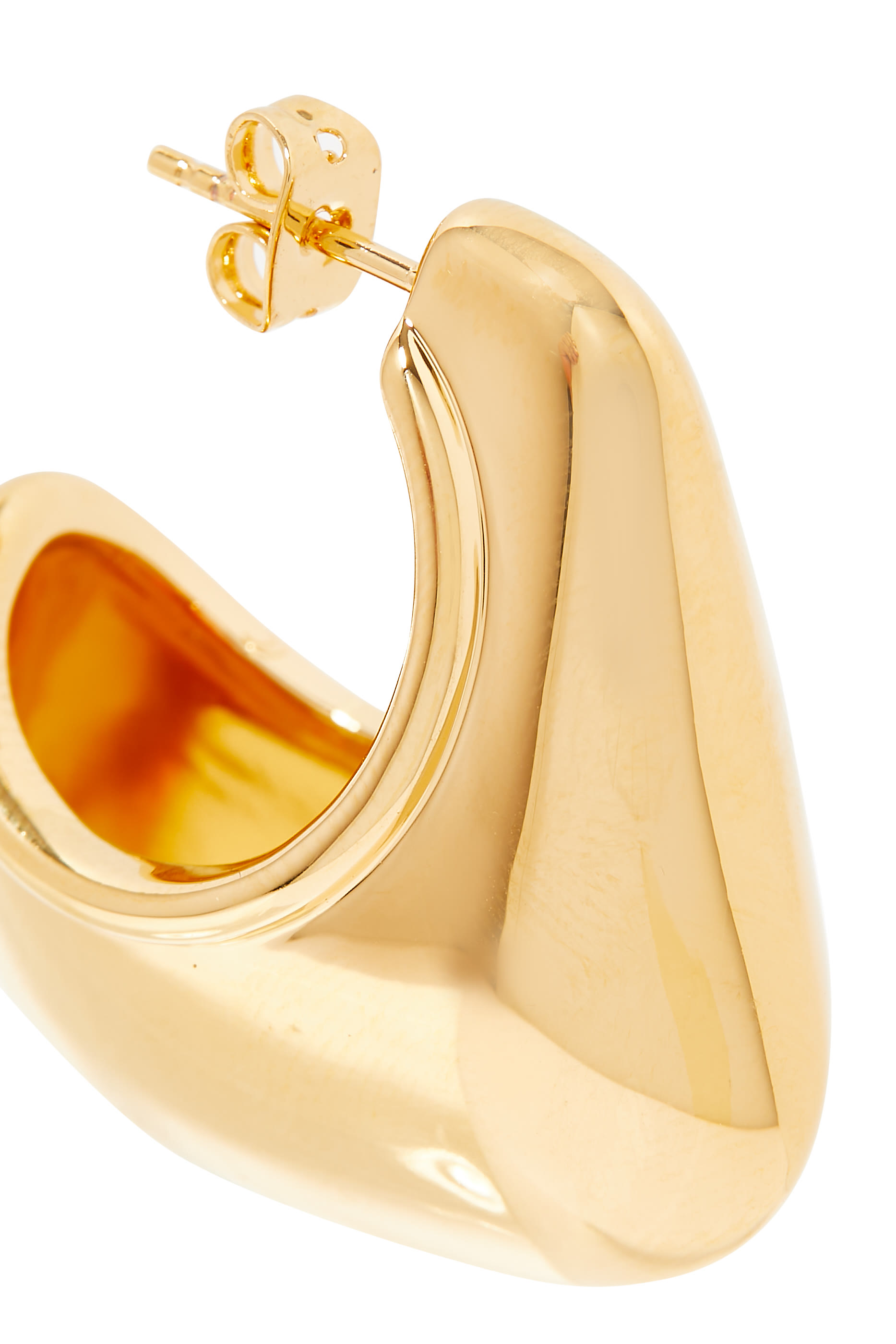 أقراط دائرية بتصميم منفوخ