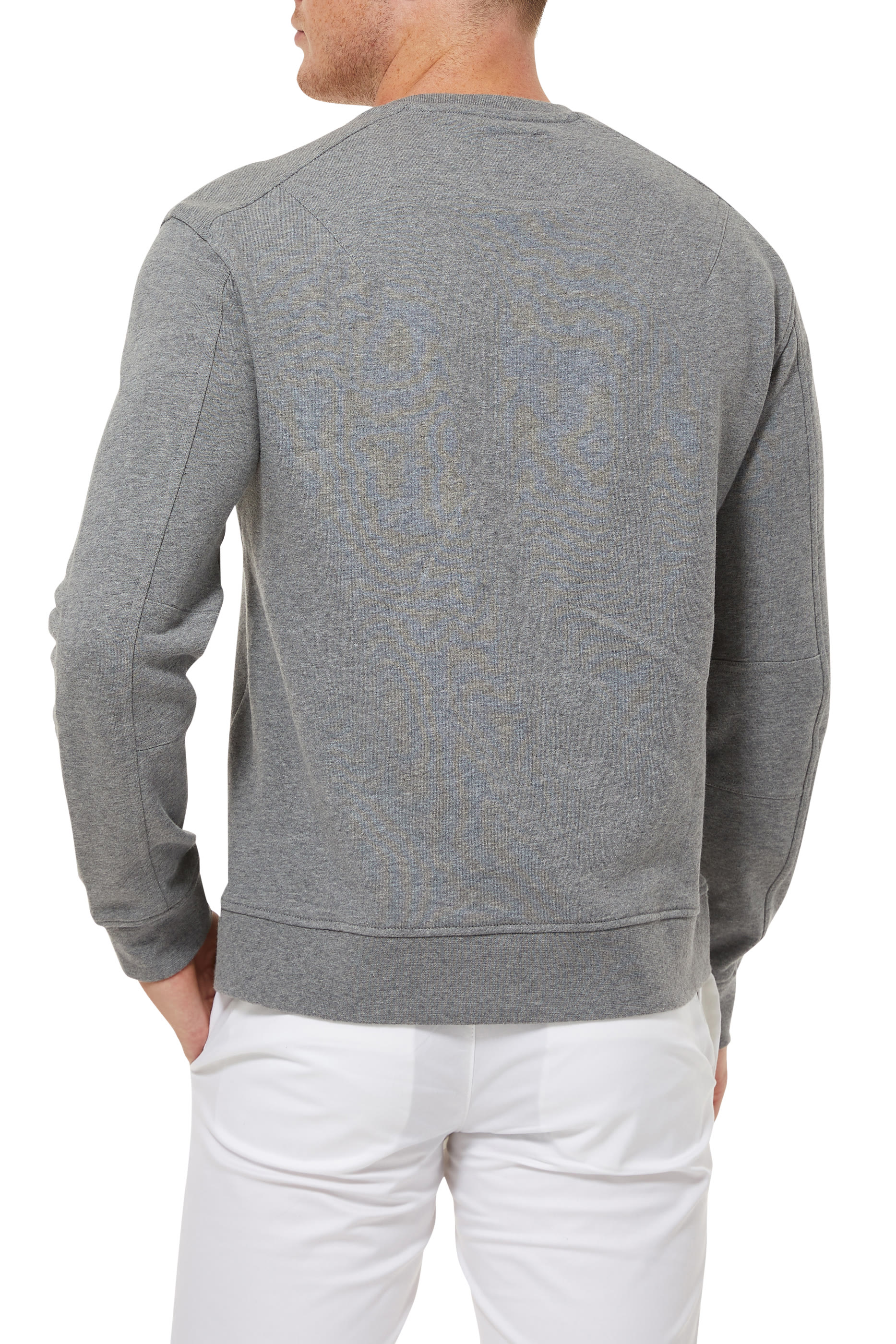 سويت شيرت بطبعة بشعار الماركة