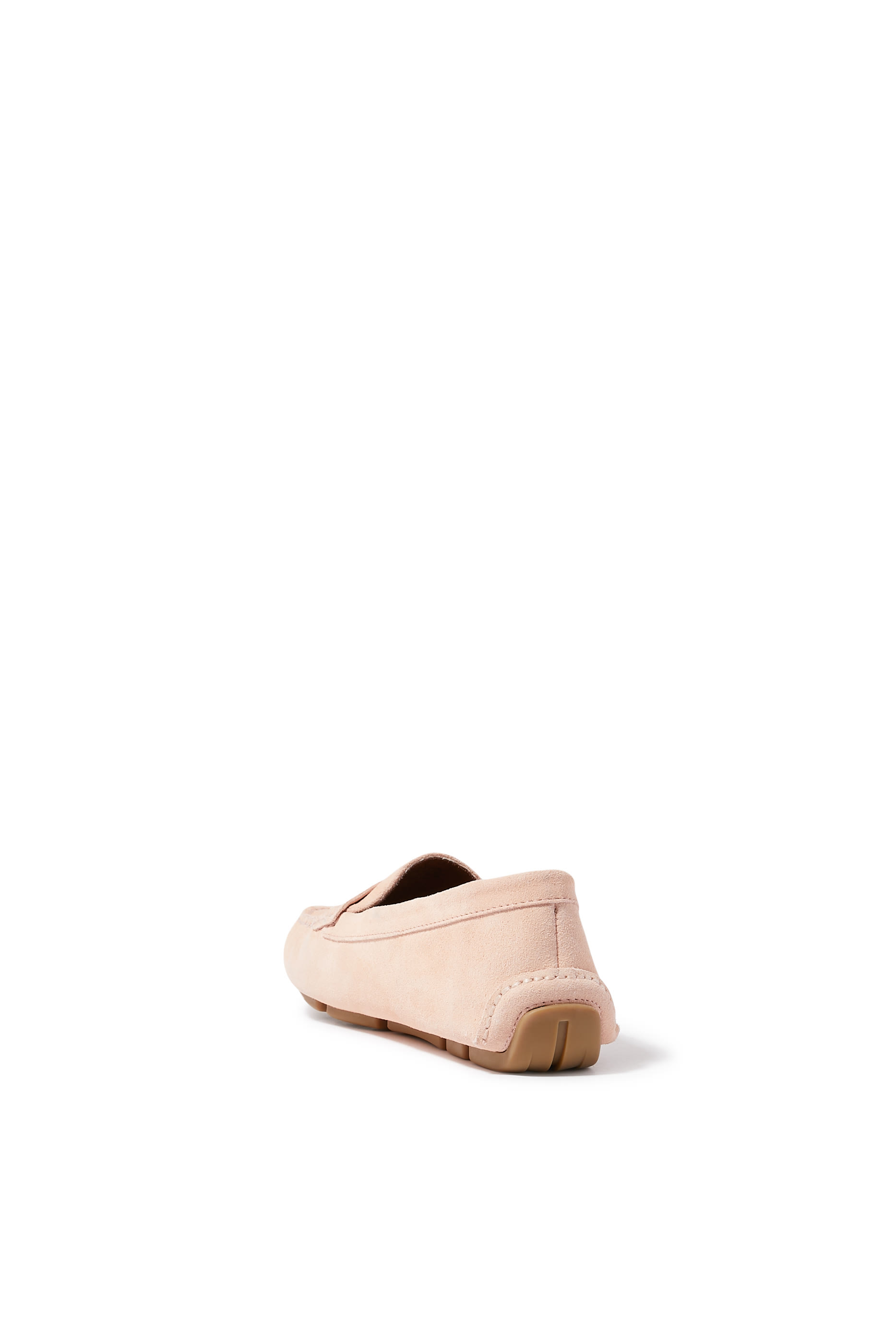 حذاء درايفر بشعار الماركة