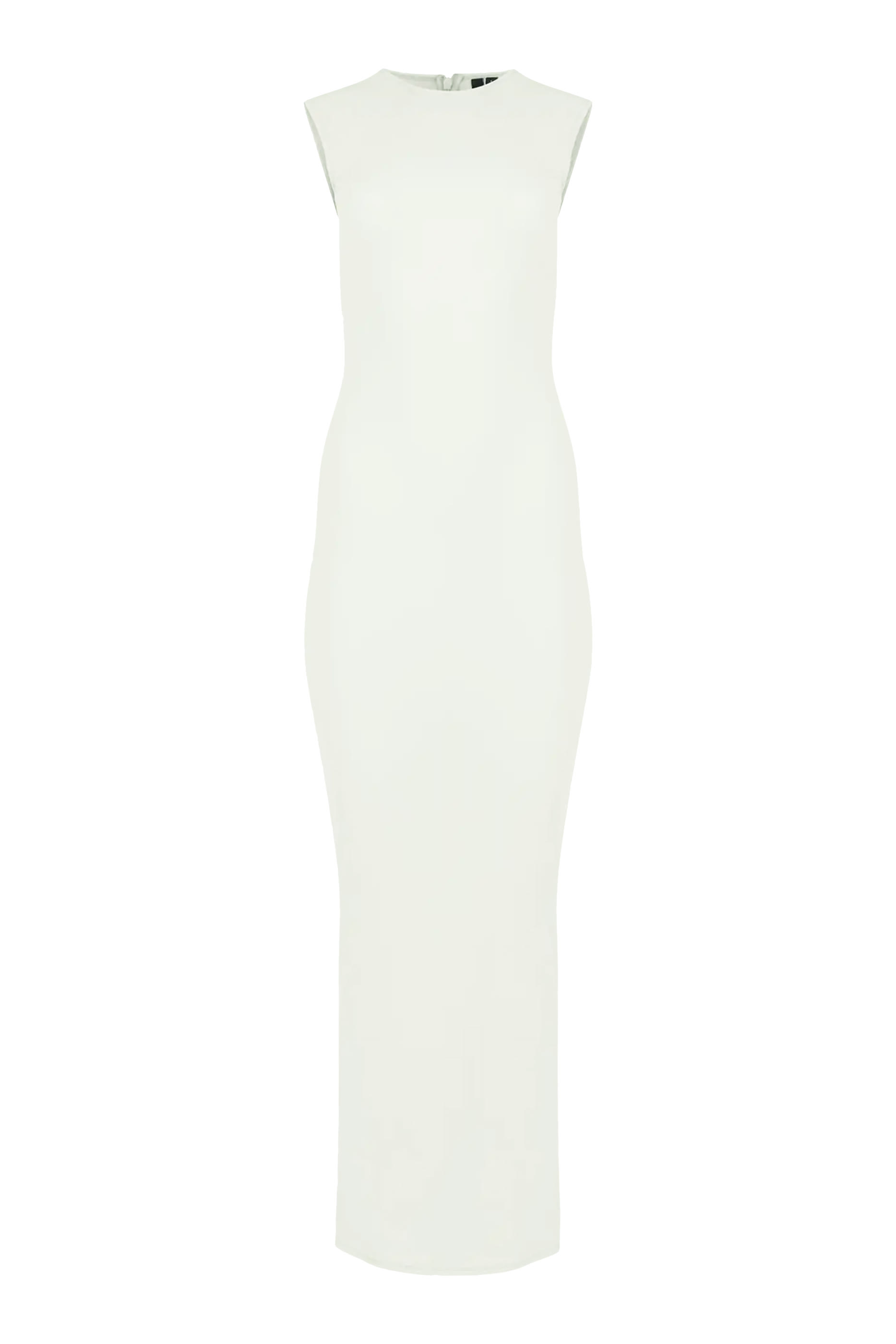 فستان طويل بلا أكمام