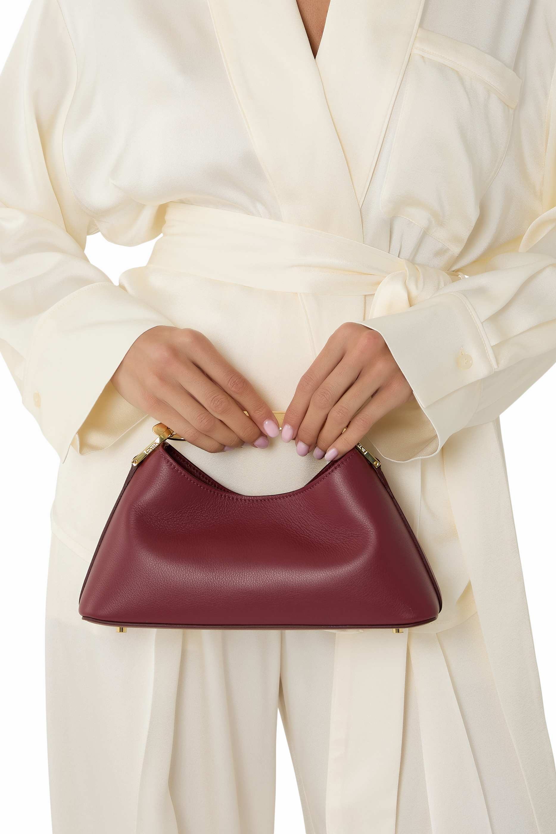 حقيبة بومرانغ صغيرة جلد