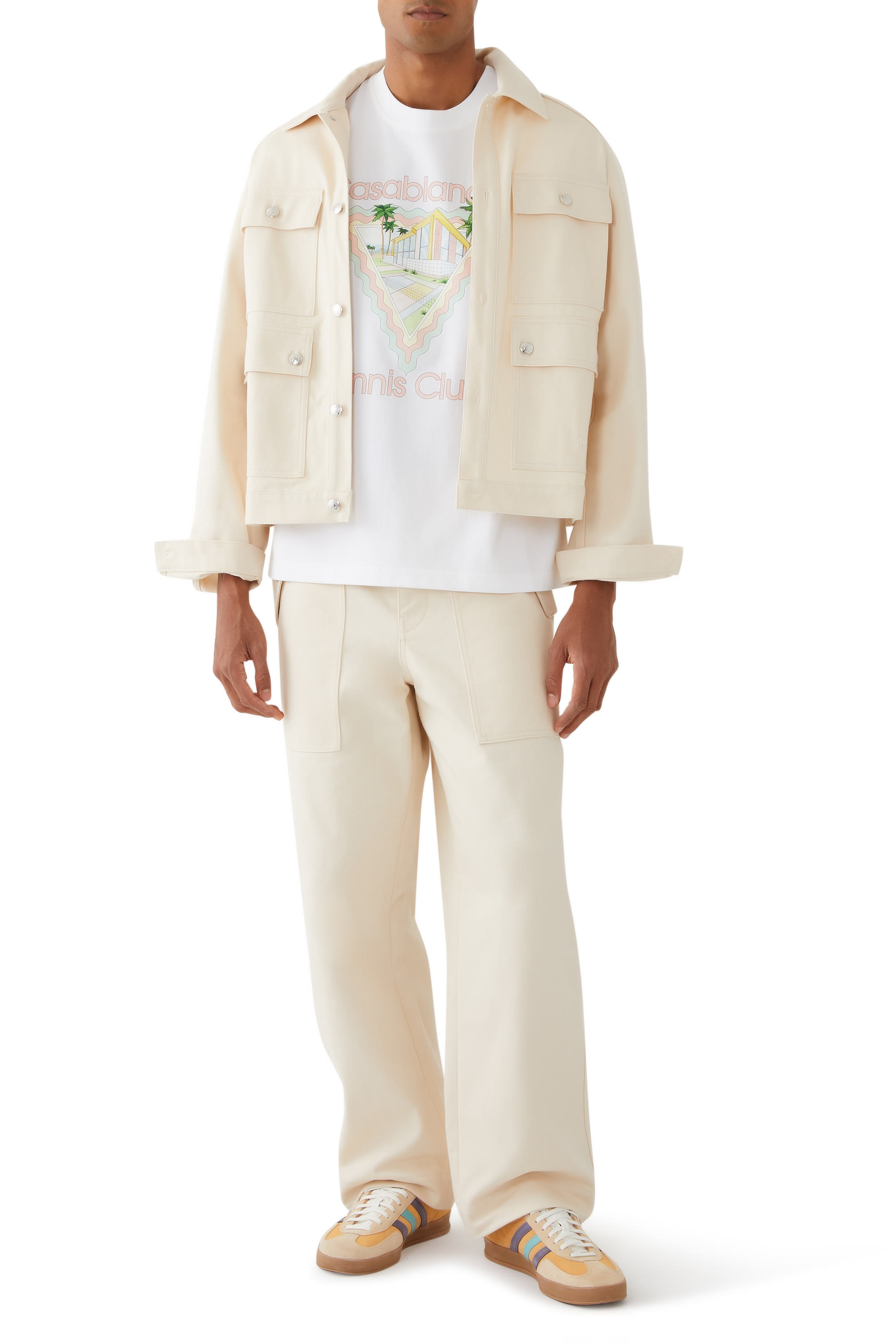 تيشيرت بطبعات شعار تنيس كلوب الشهير