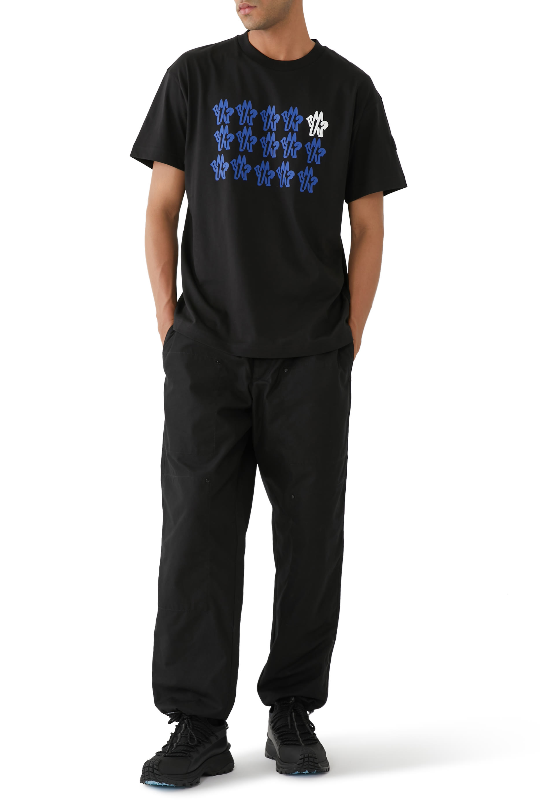 تيشيرت بشعار الماركة