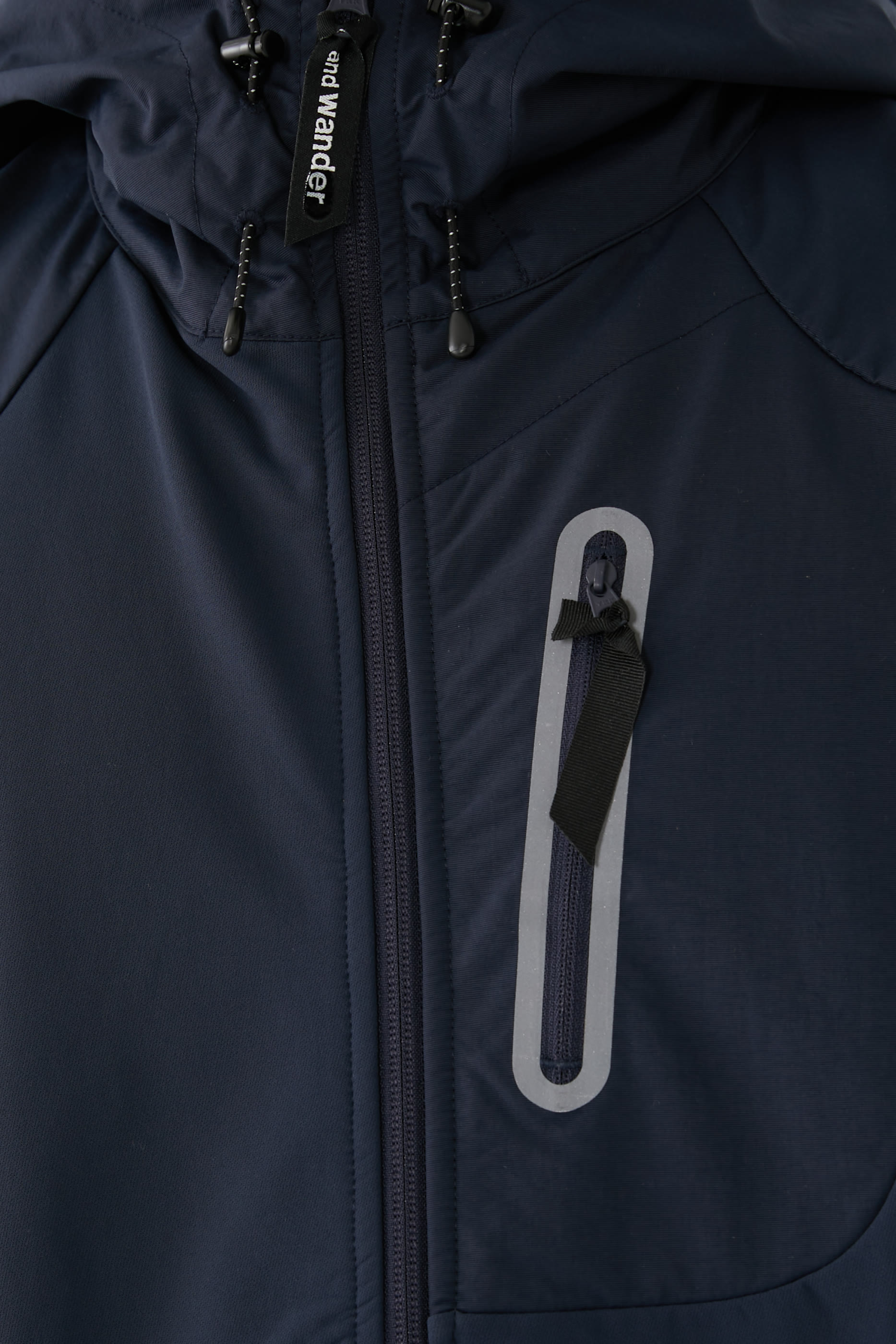 جاكيت شيل مطاطي