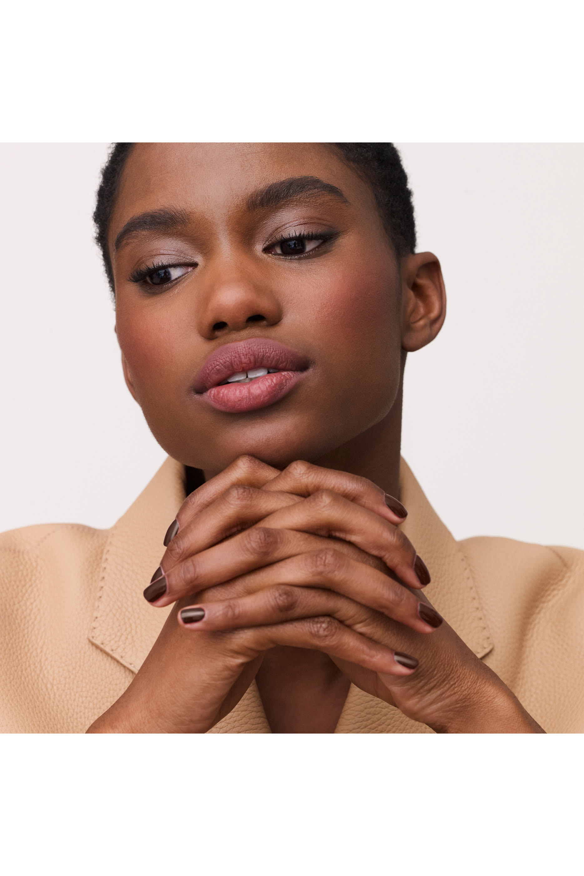 أيدي Herm&egrave;s, طلاء الأظافر,البنّي الرّمادي