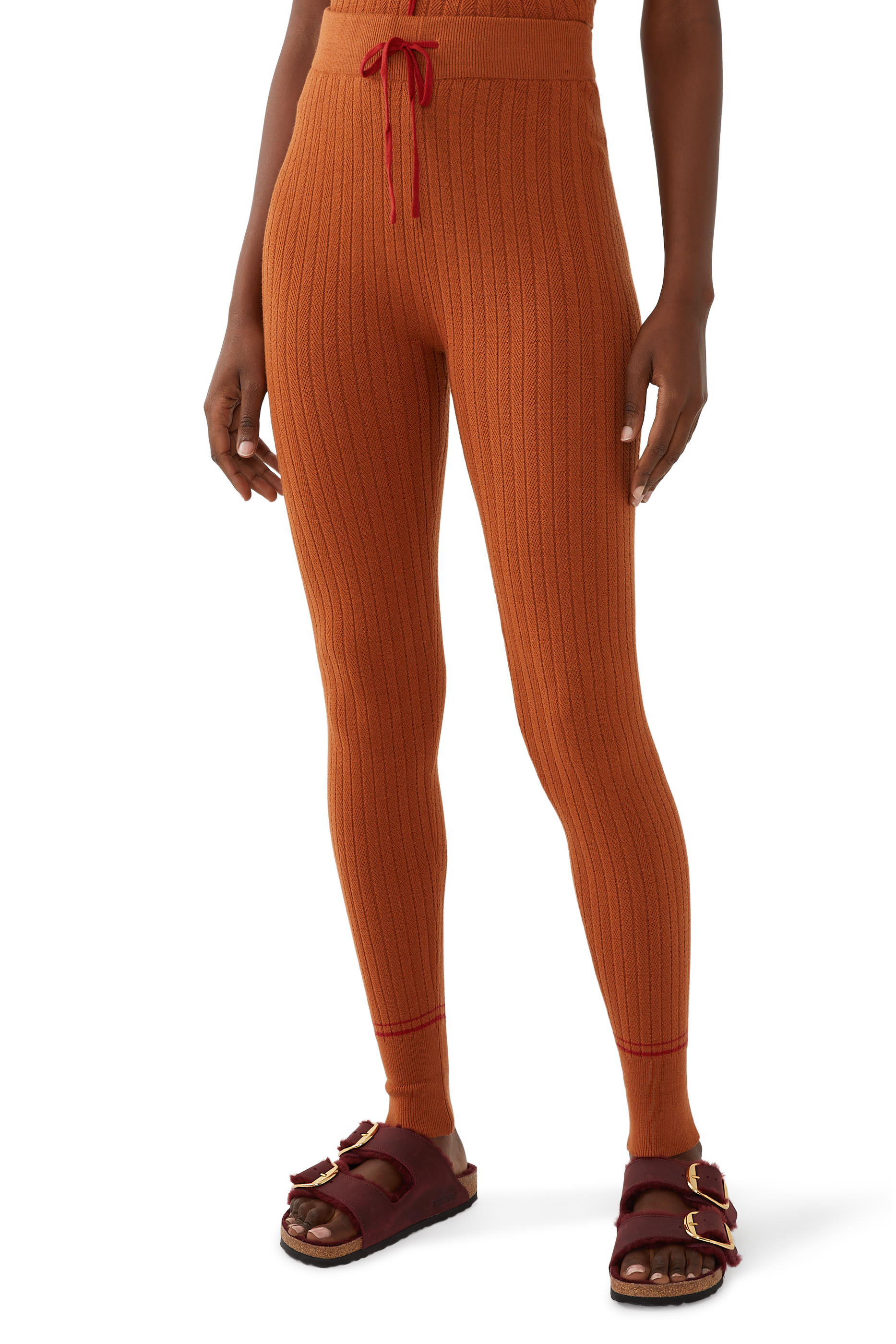 لغينغز ويتلي منسوج