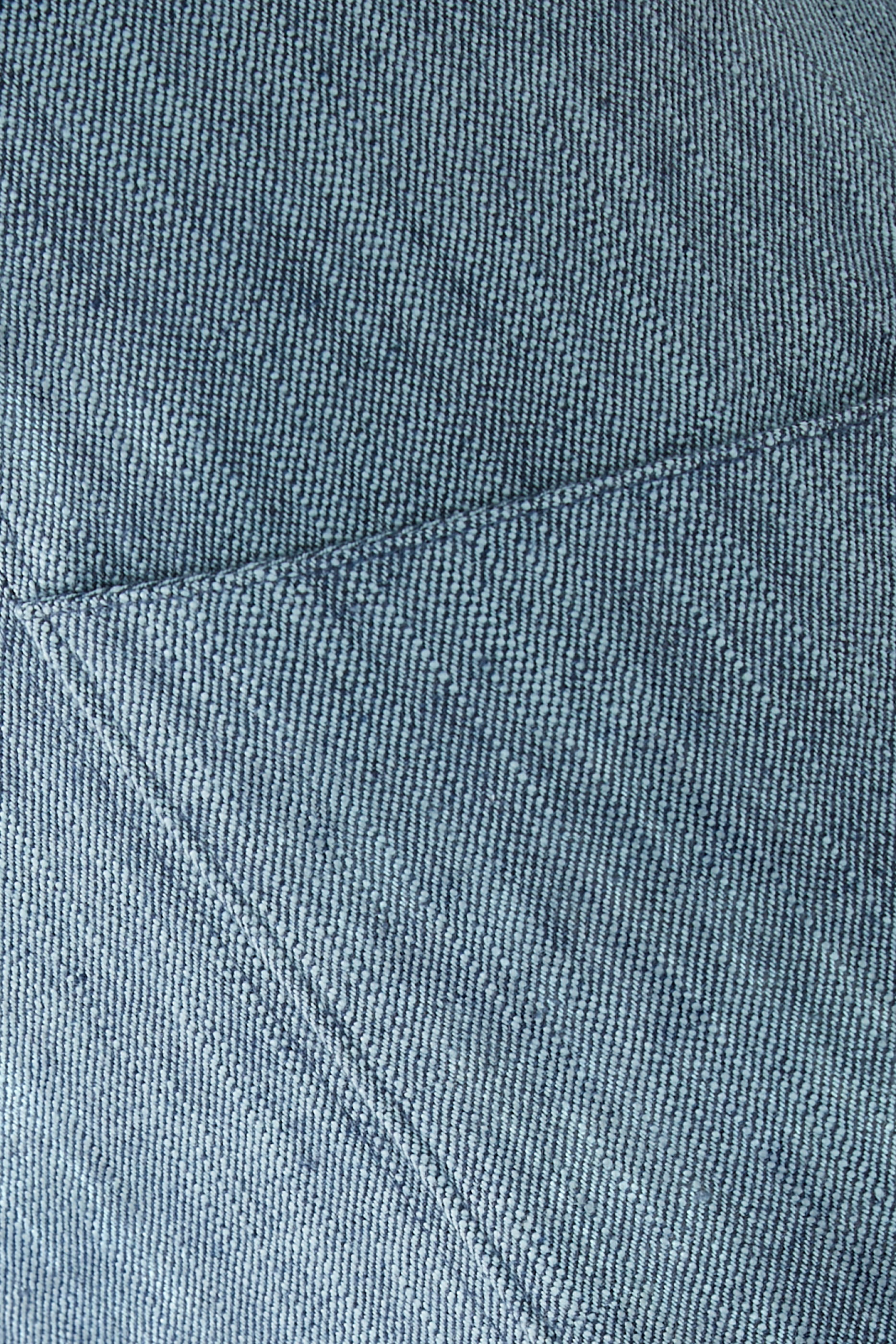 بنطال تريفور