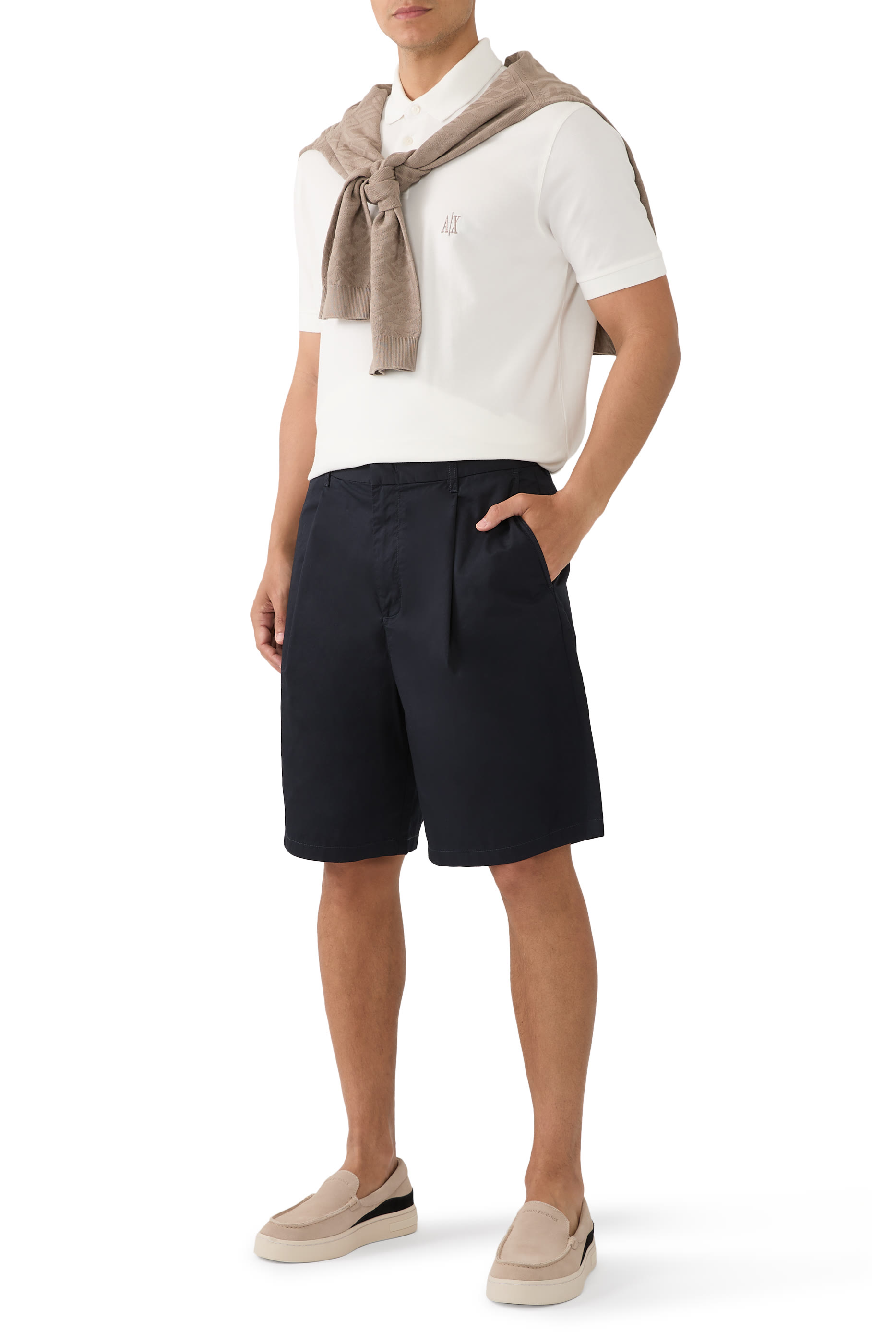 قميص بولو بشعار الماركة