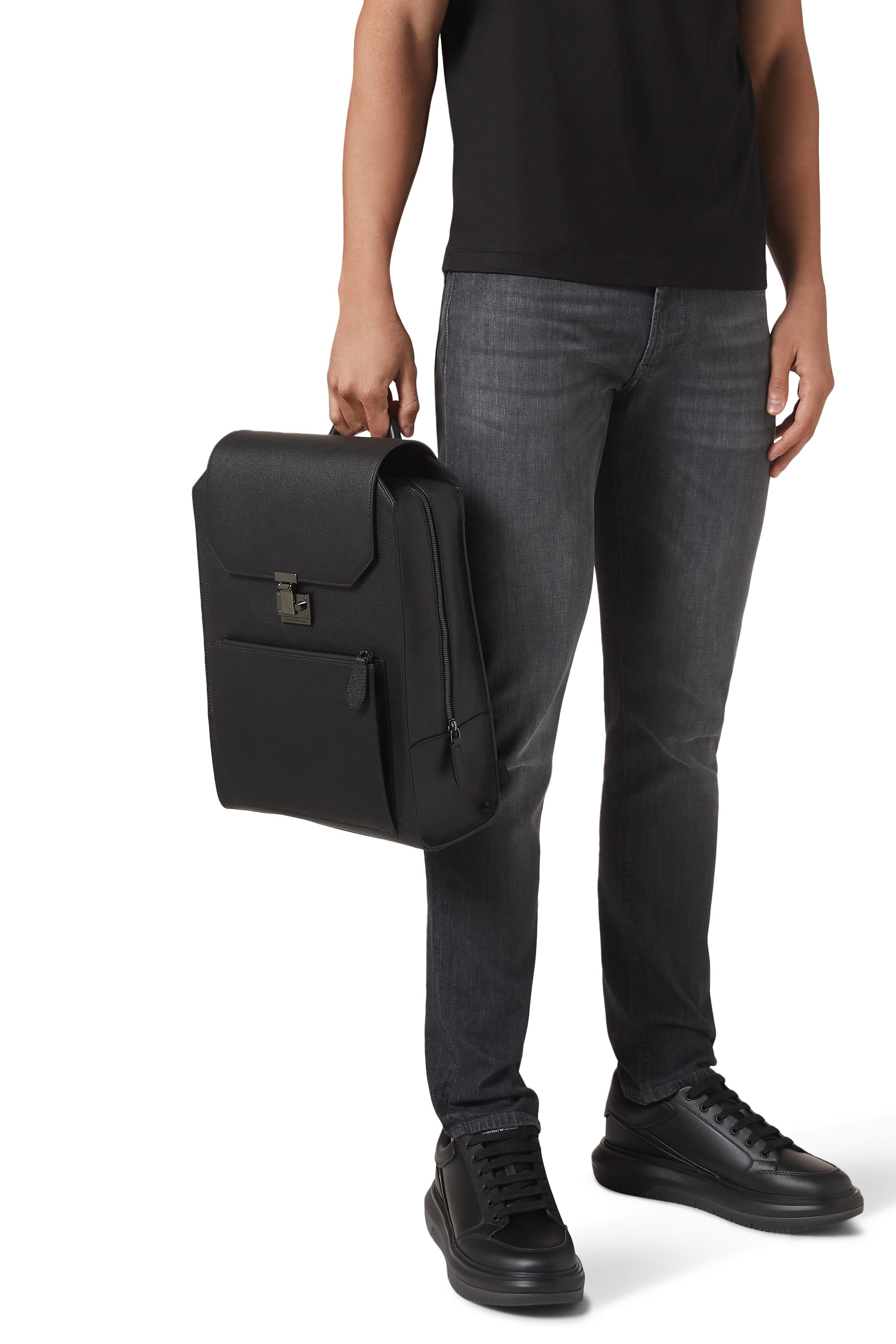 حقيبة ظهر بتصميم مسطح جلد مموج