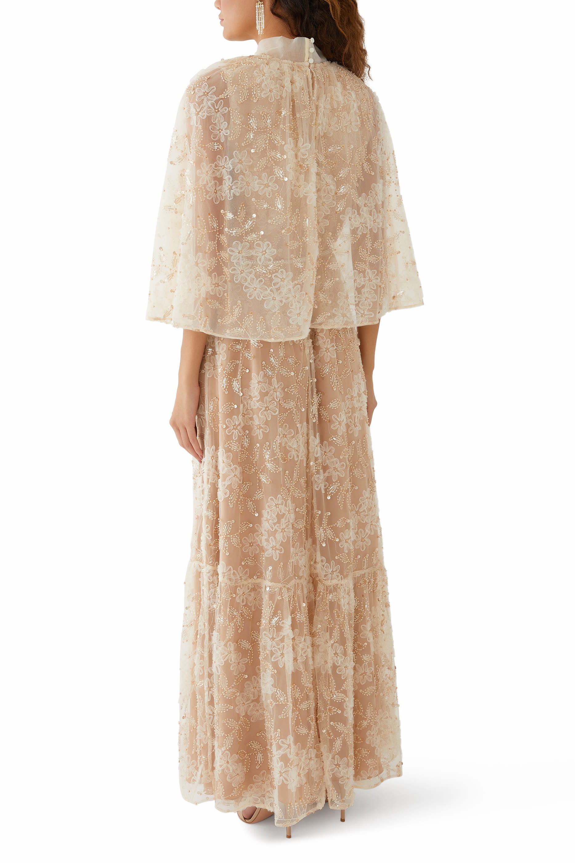 فستان طويل مرصع مع كاب