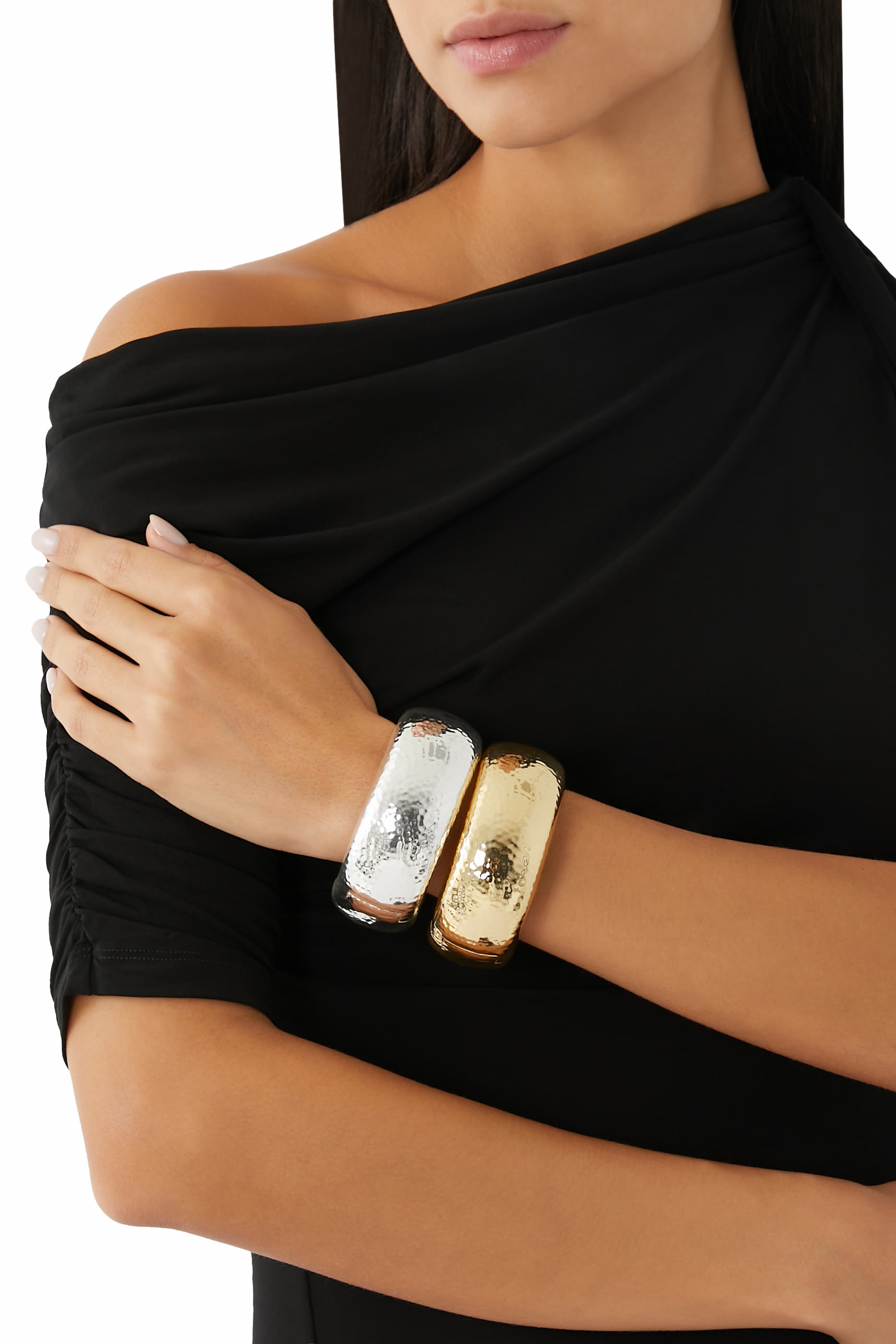 سوار بتصميم منفوخ كبير