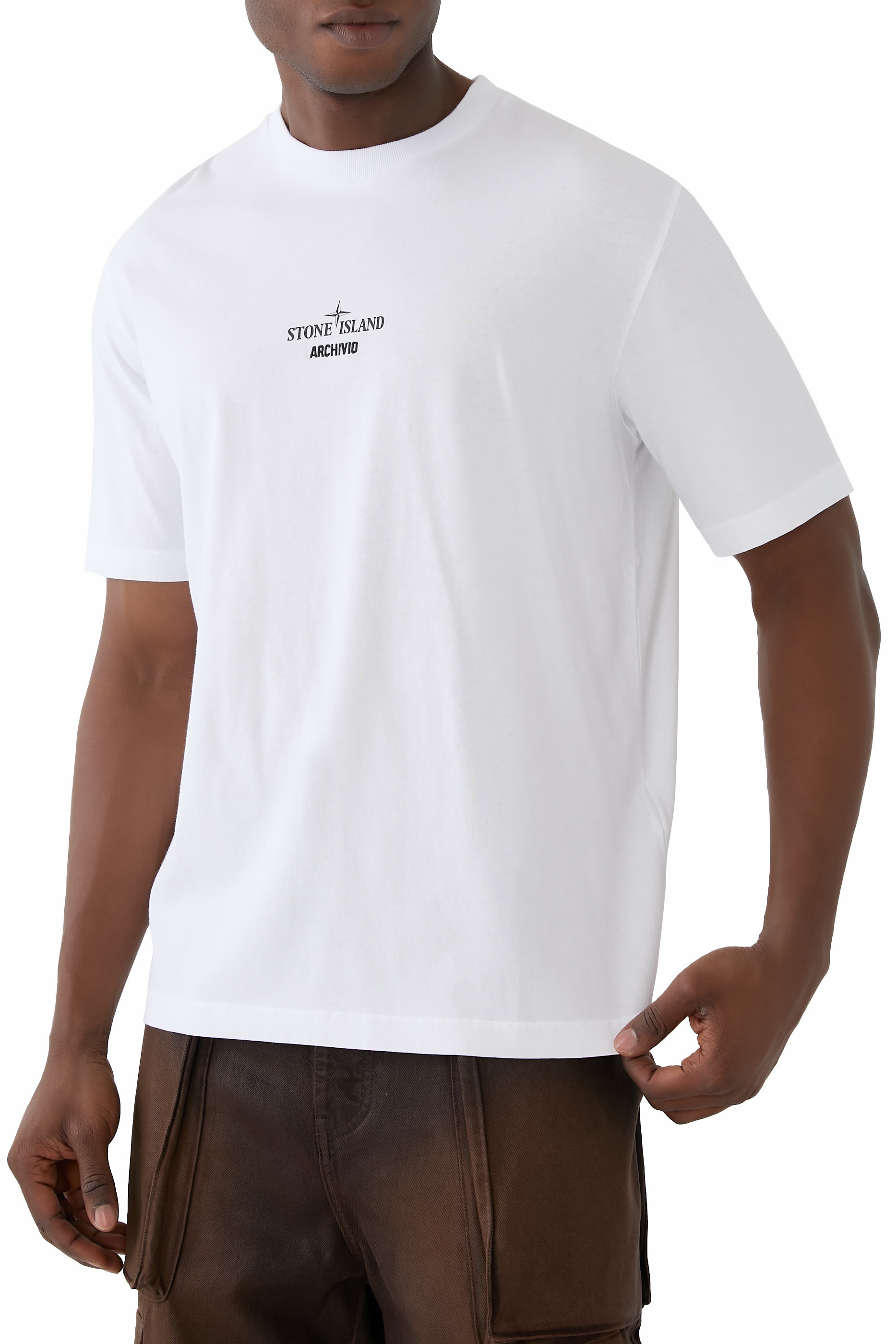 تيشيرت بنقشة أرشيفيو