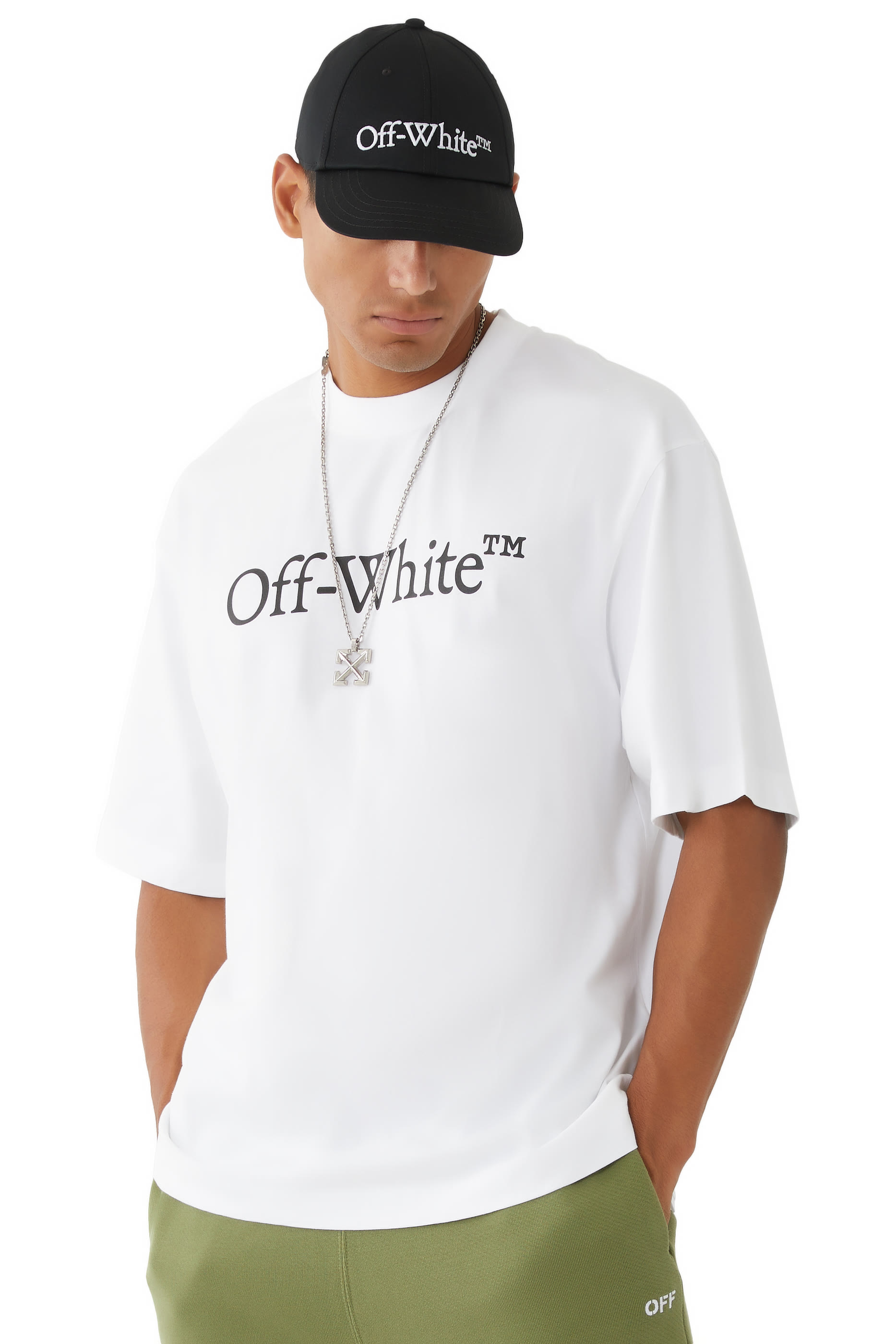 كاب بايسبول بشعار الماركة