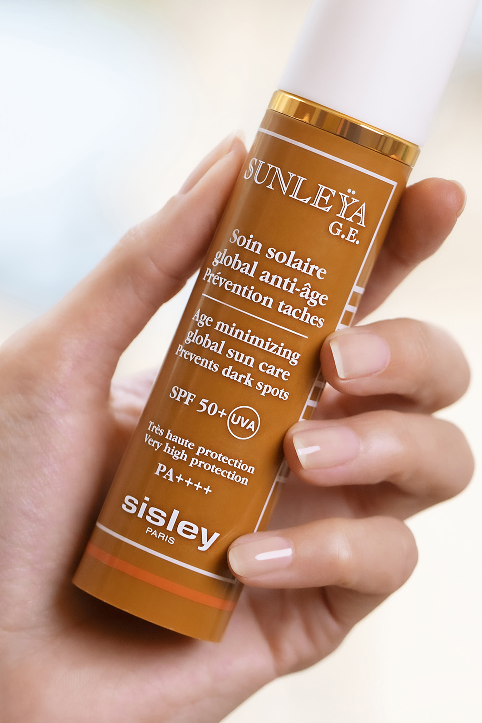 مستحضر سنليا جي إي لتقليل علامات تقدم السن والوقاية من الشمس مع +SPF 50