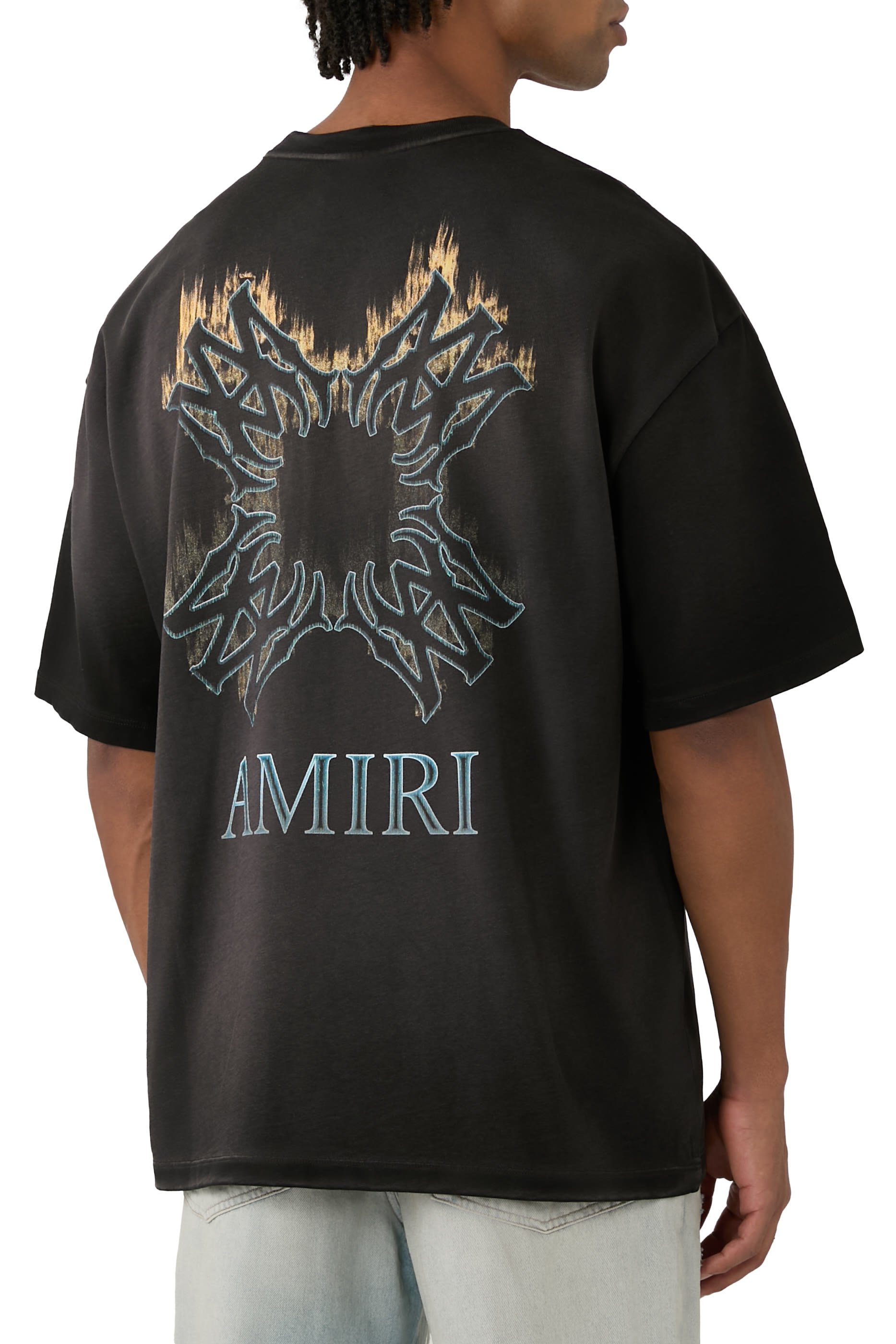 تيشيرت بقصة فضفاضة بطبعة لهب وشعار الماركة