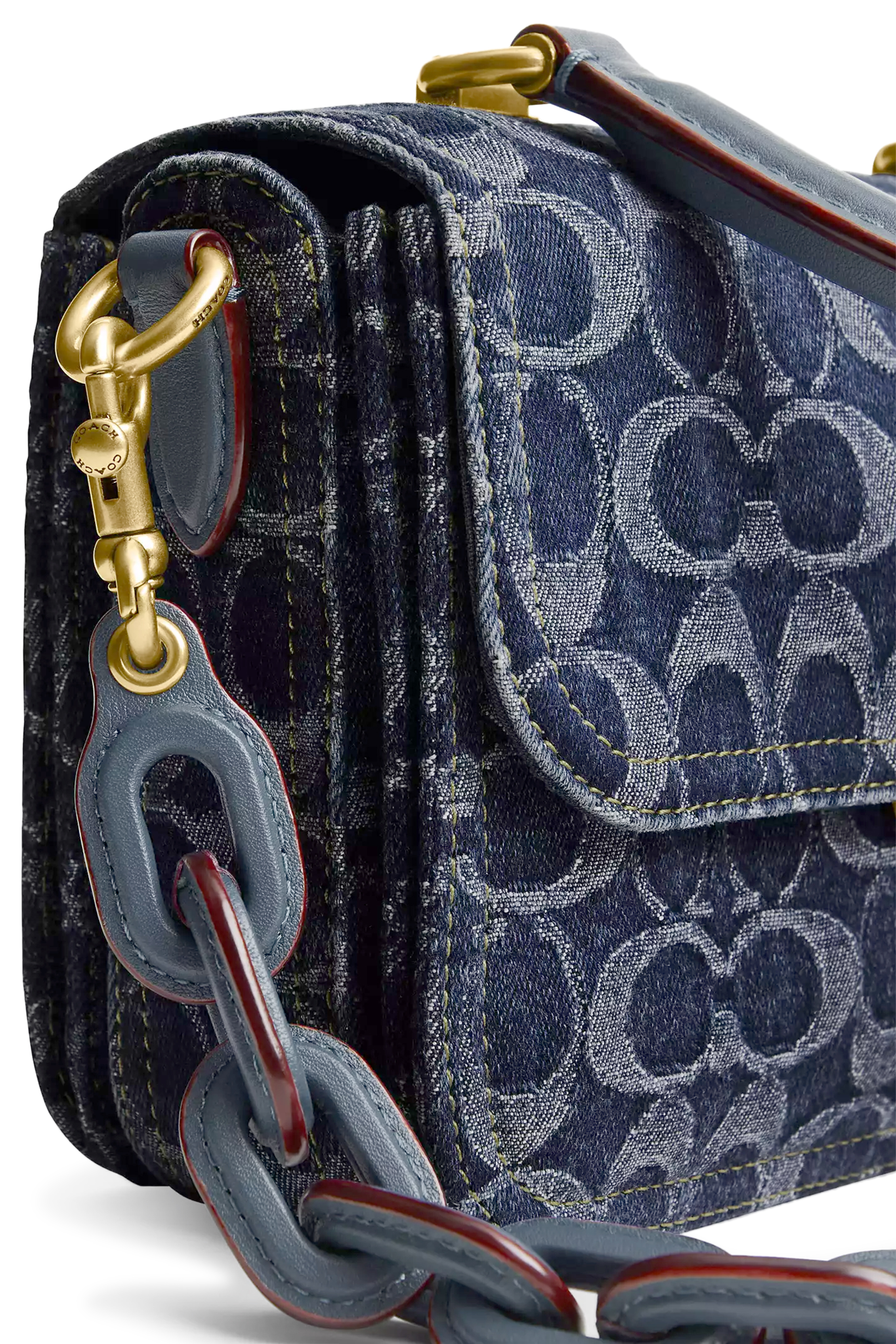 حقيبة روج بيد علوية دنيم محفور بشعار الماركة