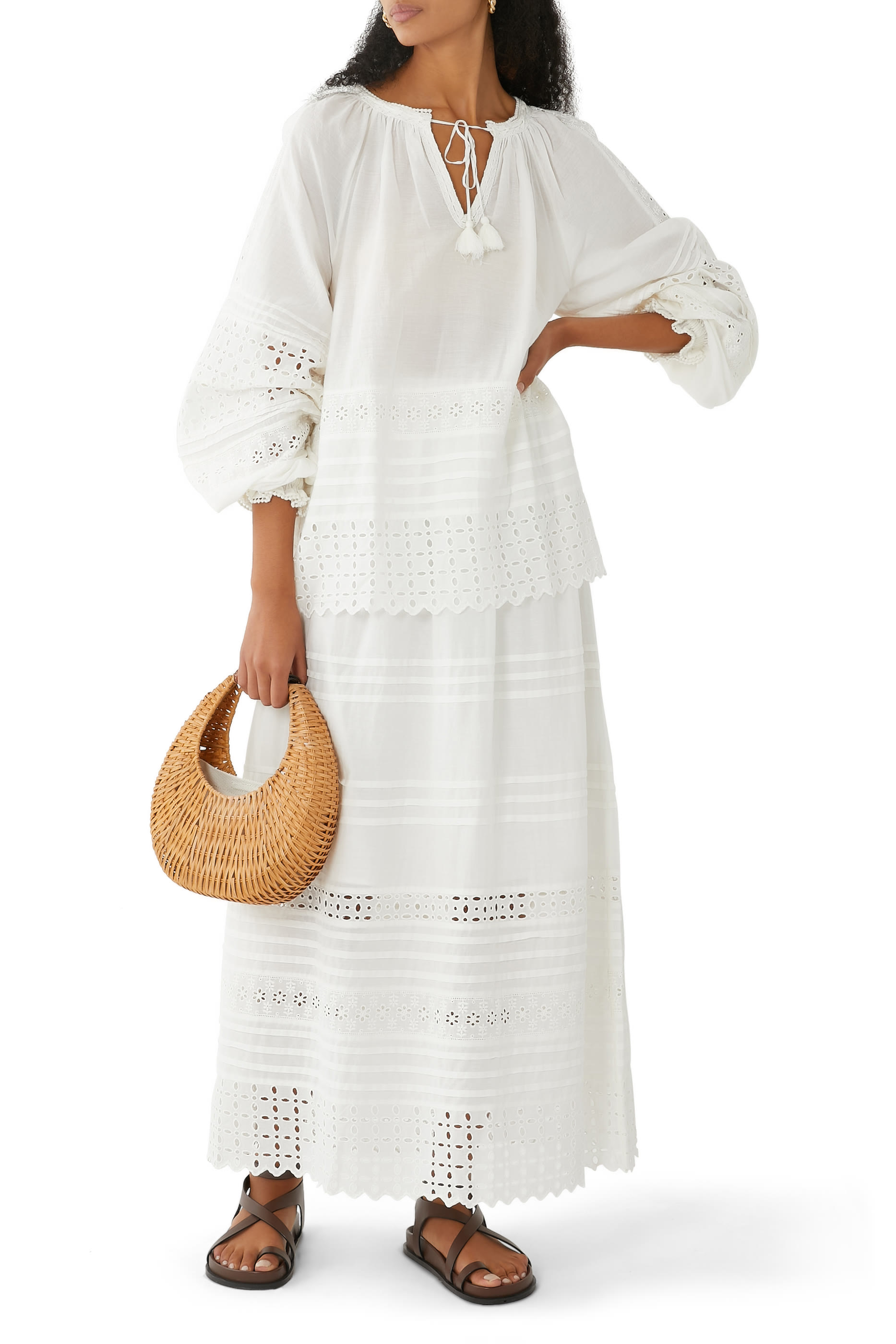 بلوزة لوف ان ذا أفترنون دانتيل