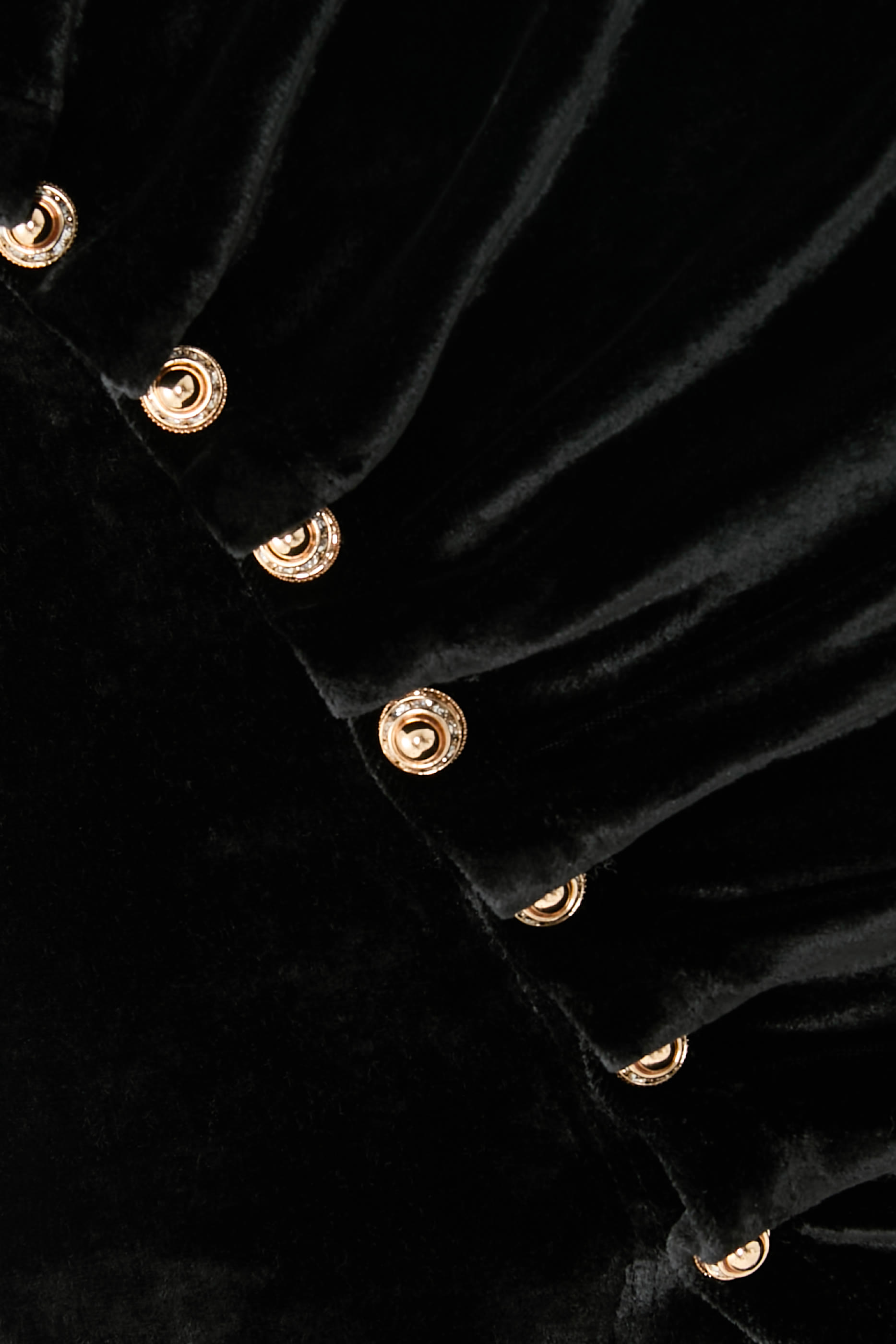 بلوزة درابيه بأكمام طويلة مخمل