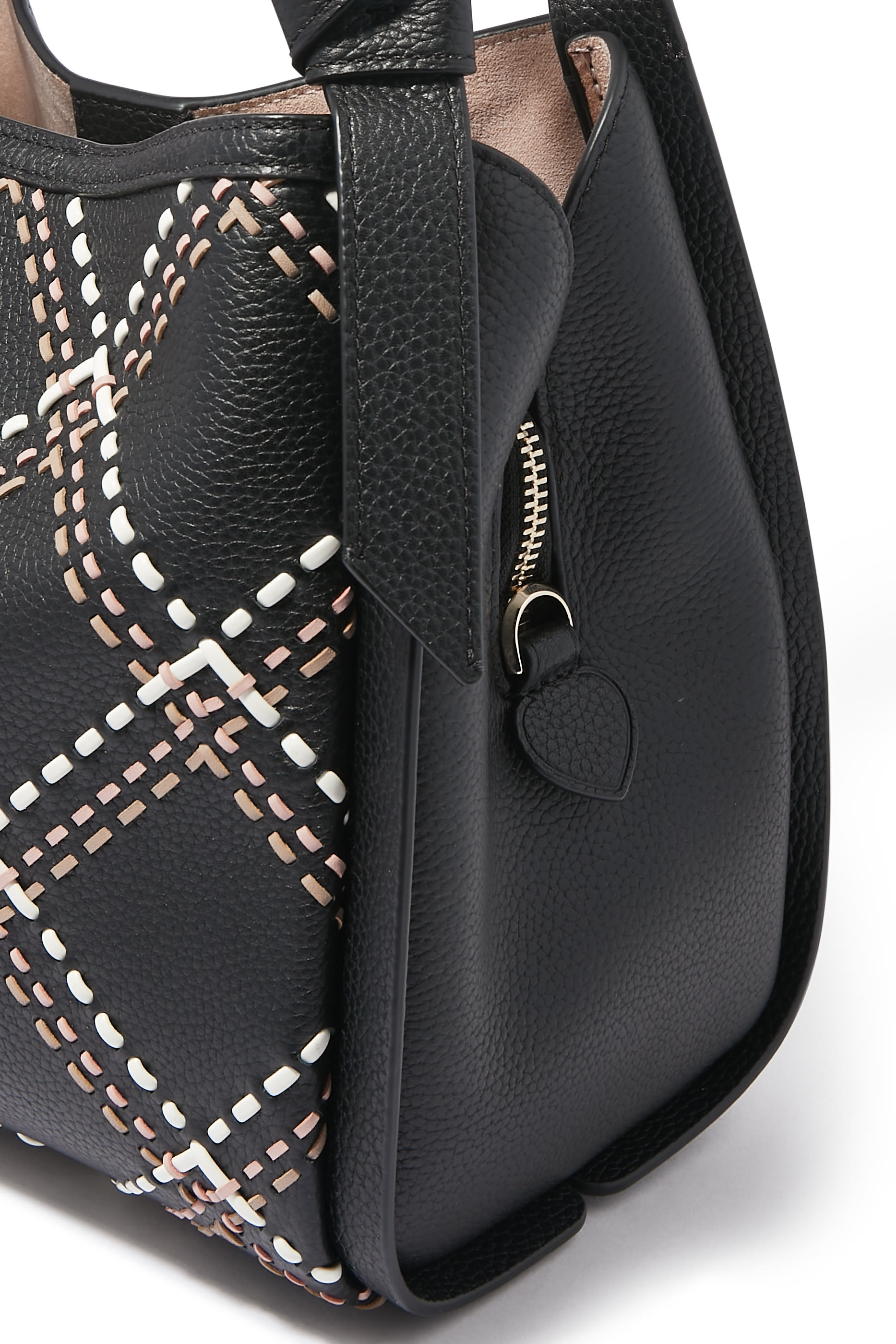 حقيبة يد كروس نوت متوسطة بحياكة بارزة بنقشة مربعات