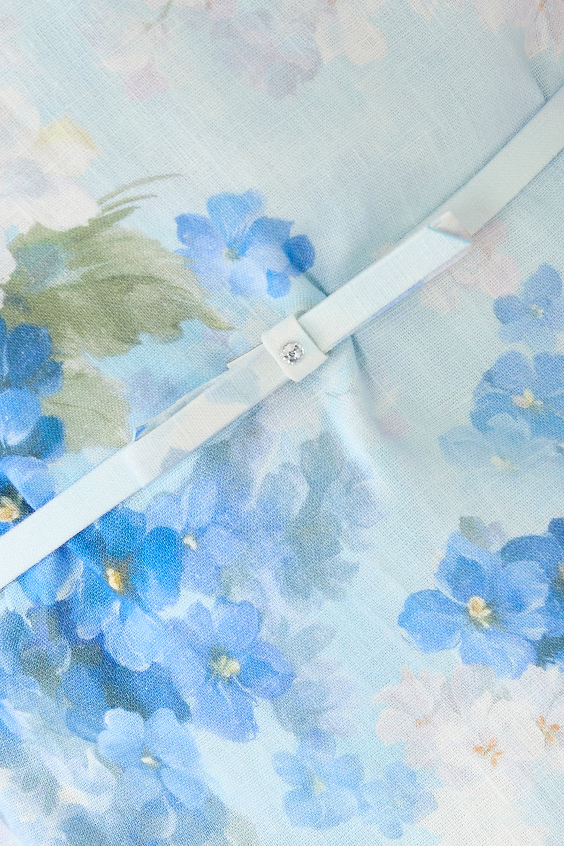 فستان كراش شيفت بحواف صدفية