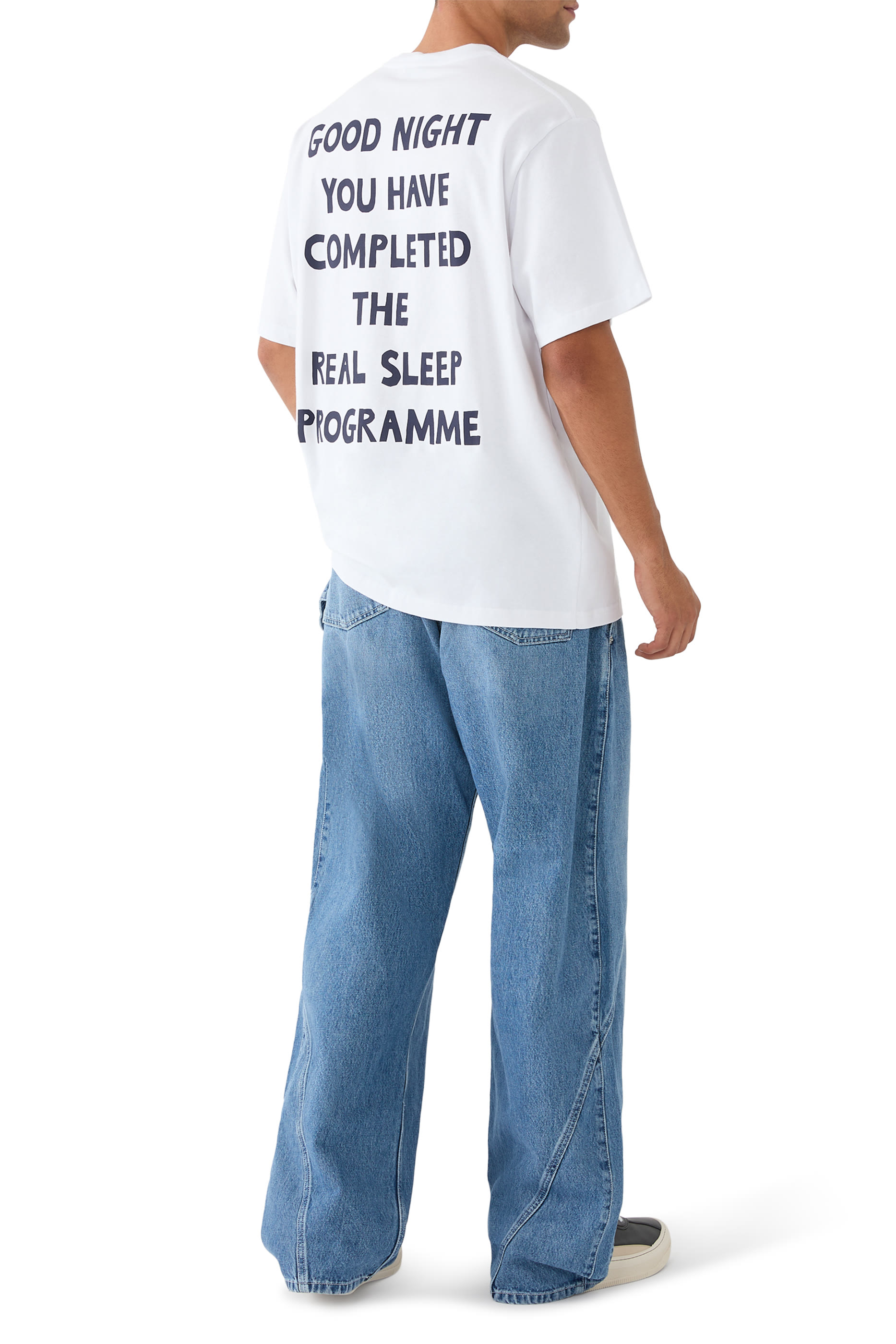 تيشيرت جي دبليو ايه بطبعة في الخلف