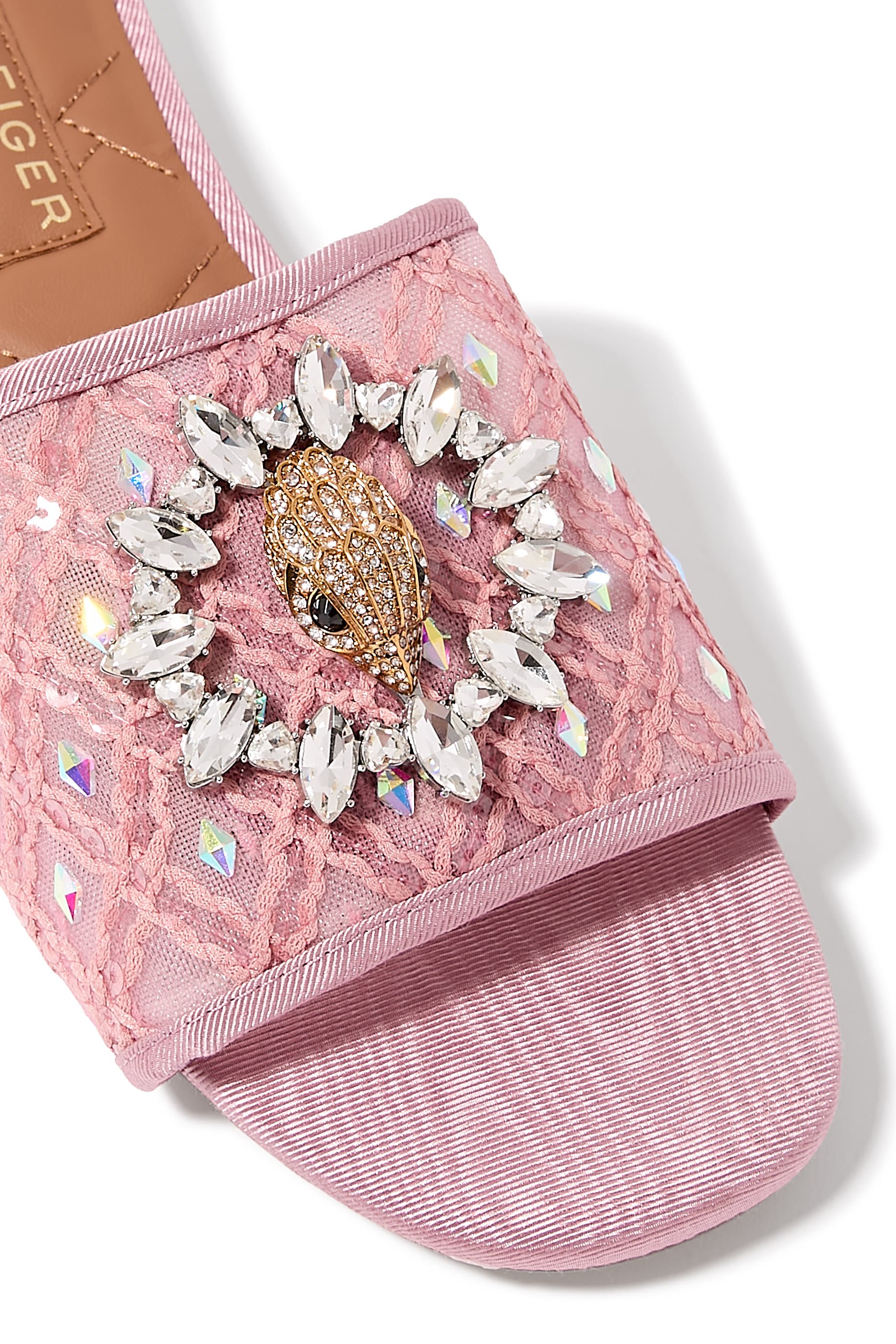 صندل تشيلسي بكعب مسطح