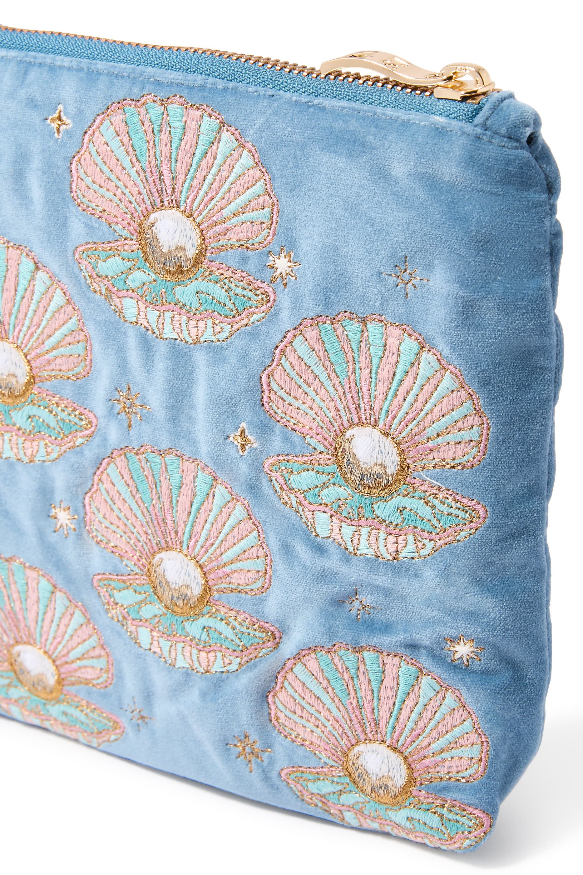 حقيبة صغيرة ايفرداي بنقشة أصداف لؤلؤ