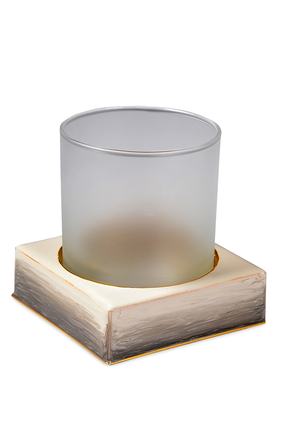 كوب بألوان متدرجة