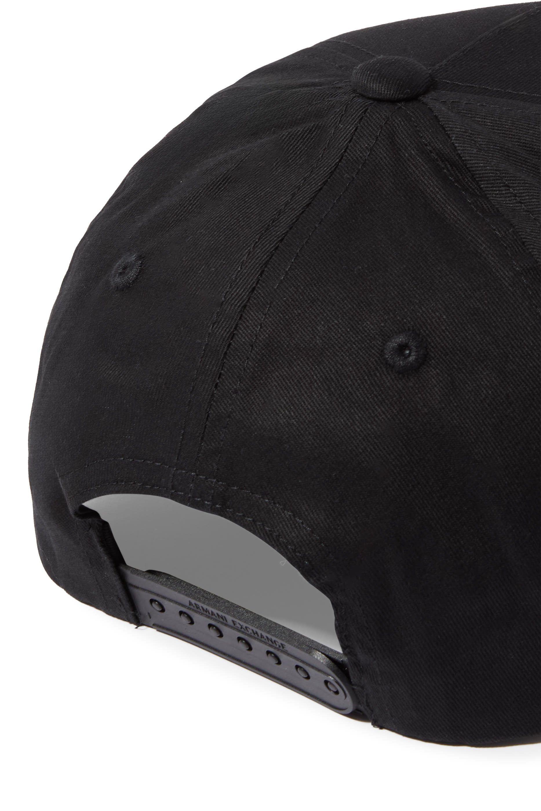 كاب بشعار الماركة