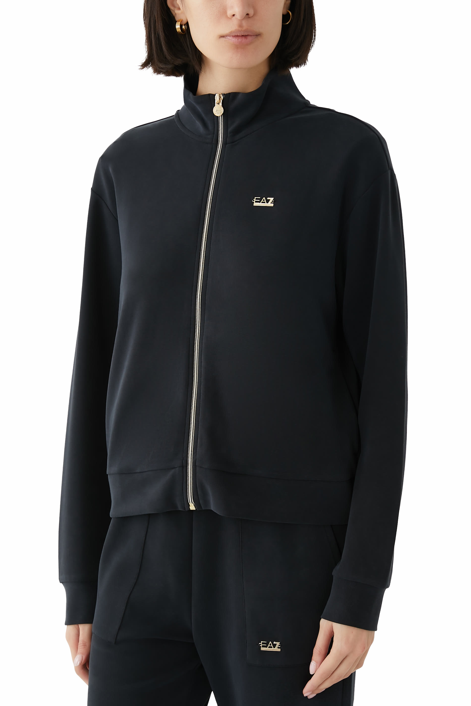 سويت شيرت بشعار الماركة بقصة فضفاضة