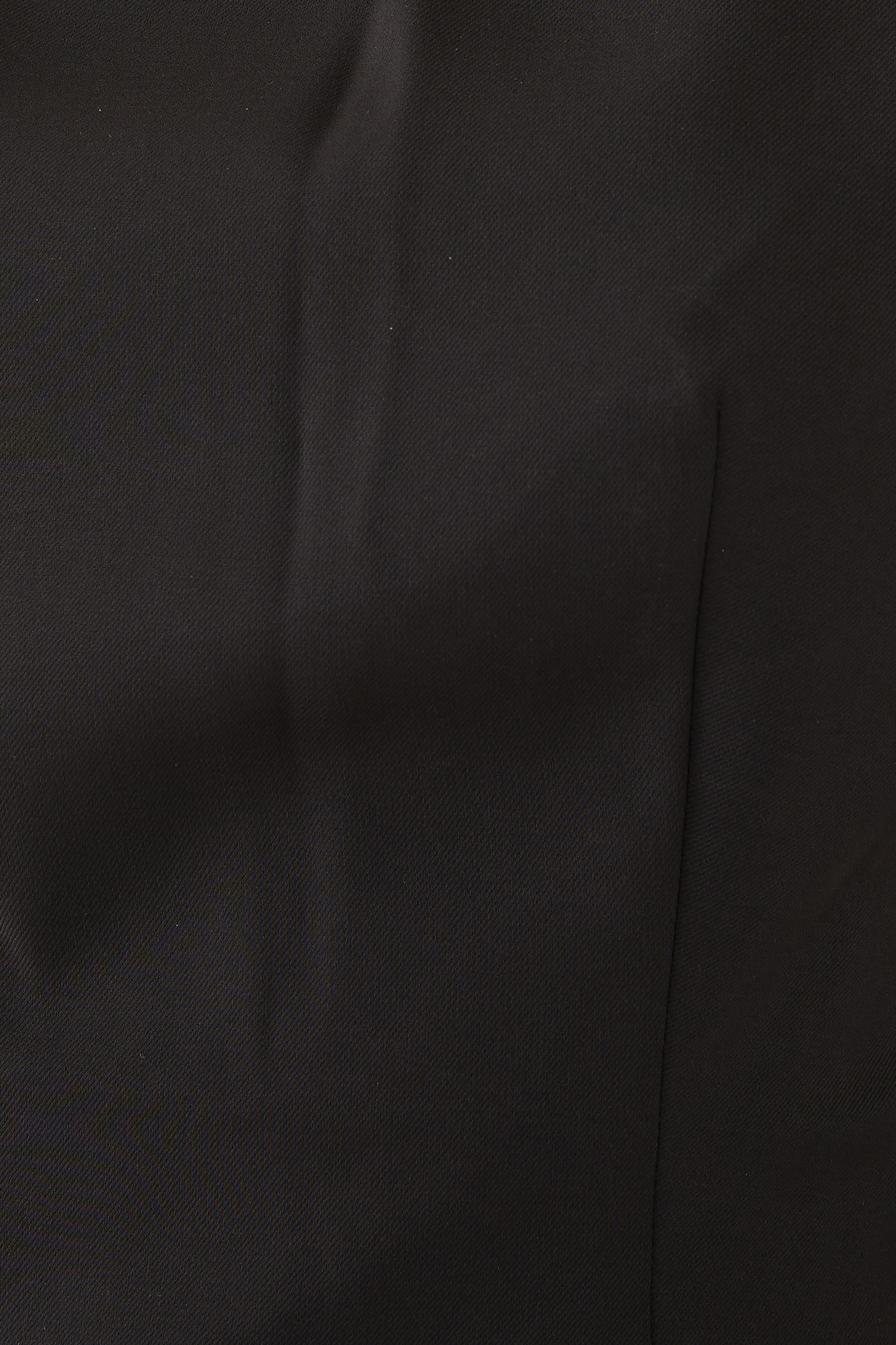 بلوزة ألتميت ميوز بلا أكمام