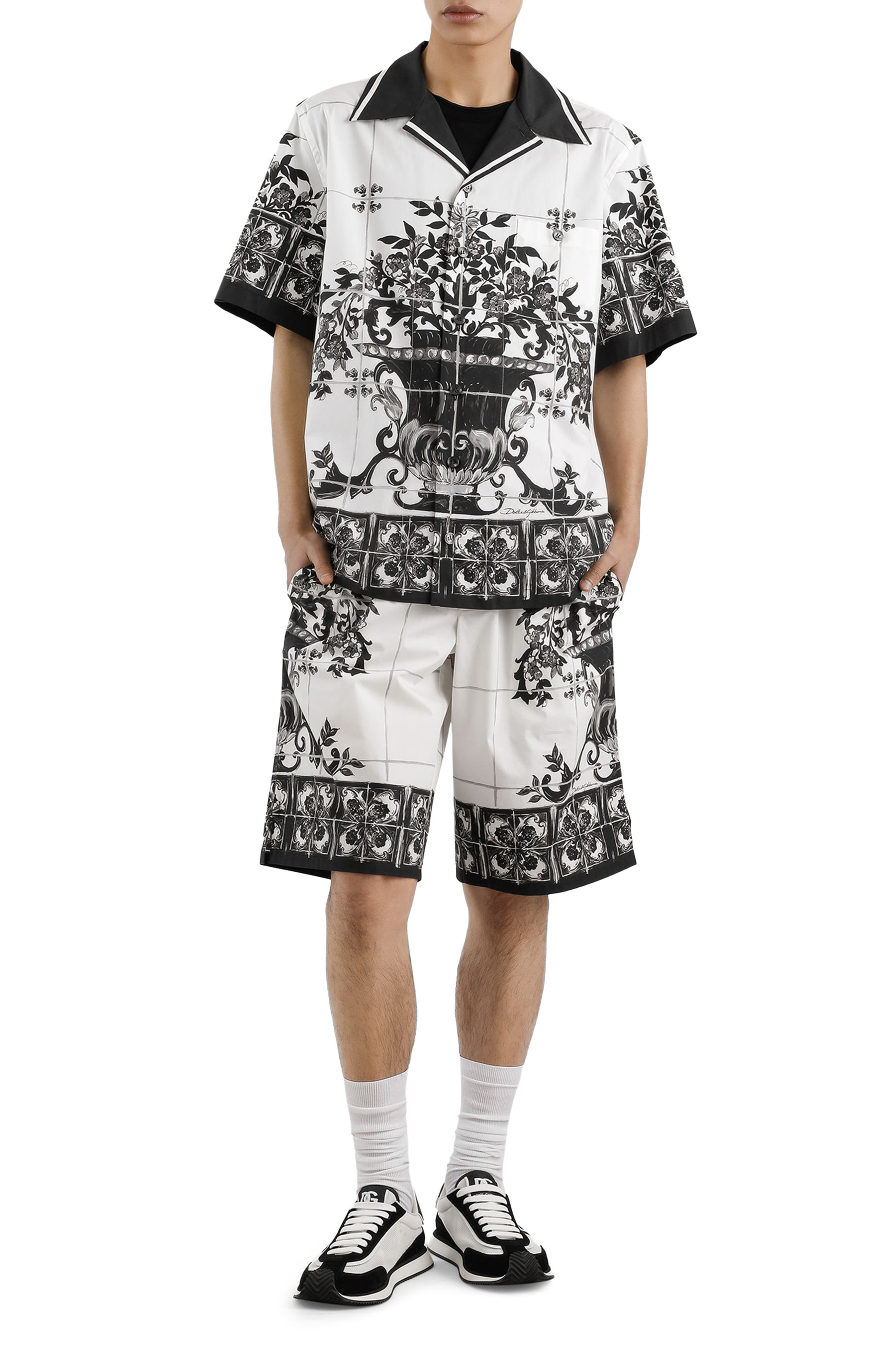 شورت بنقشة مايوليكا بوبلين